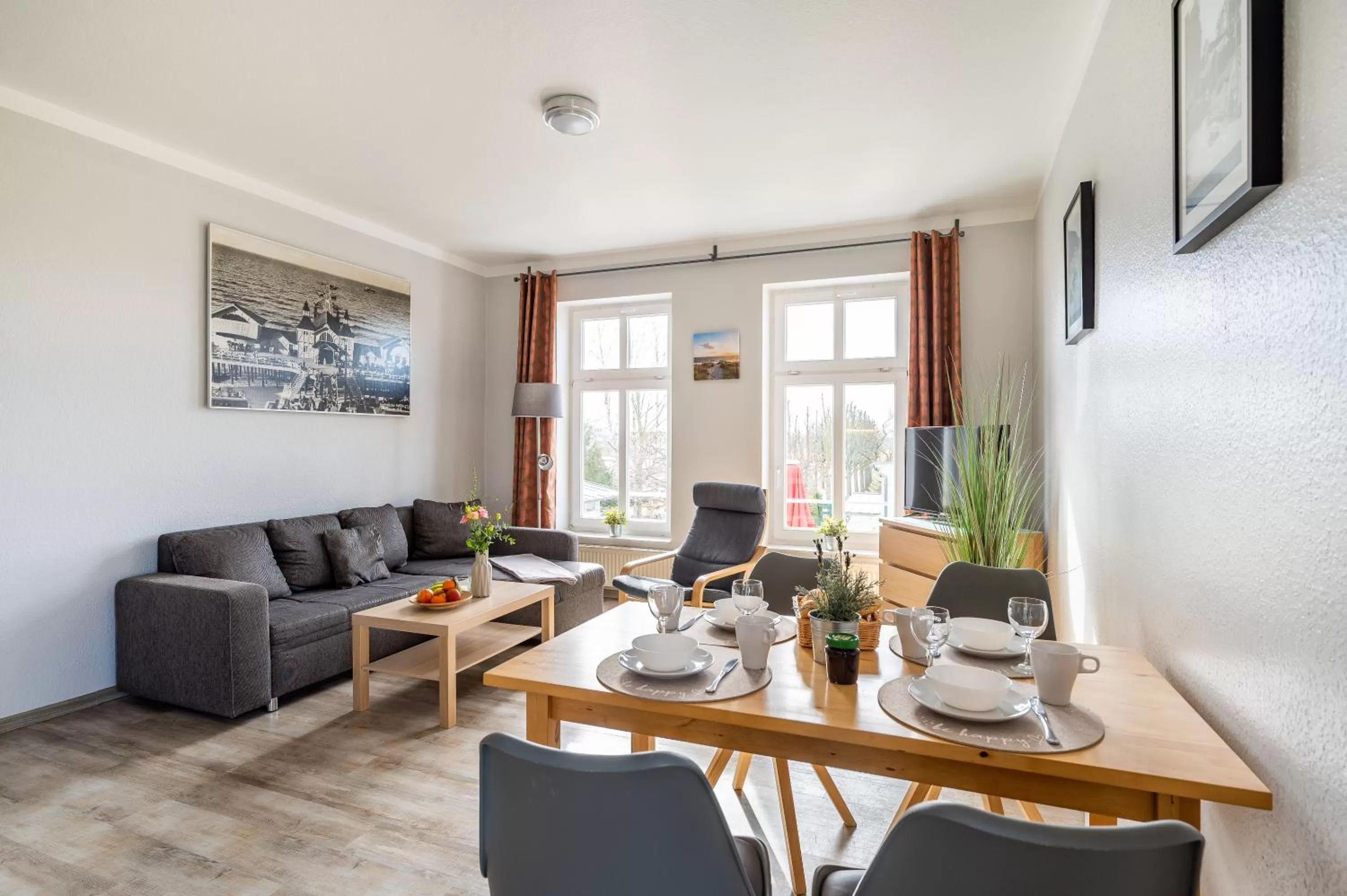 Dining Area in Haus Ferienglück Sauna im Haus