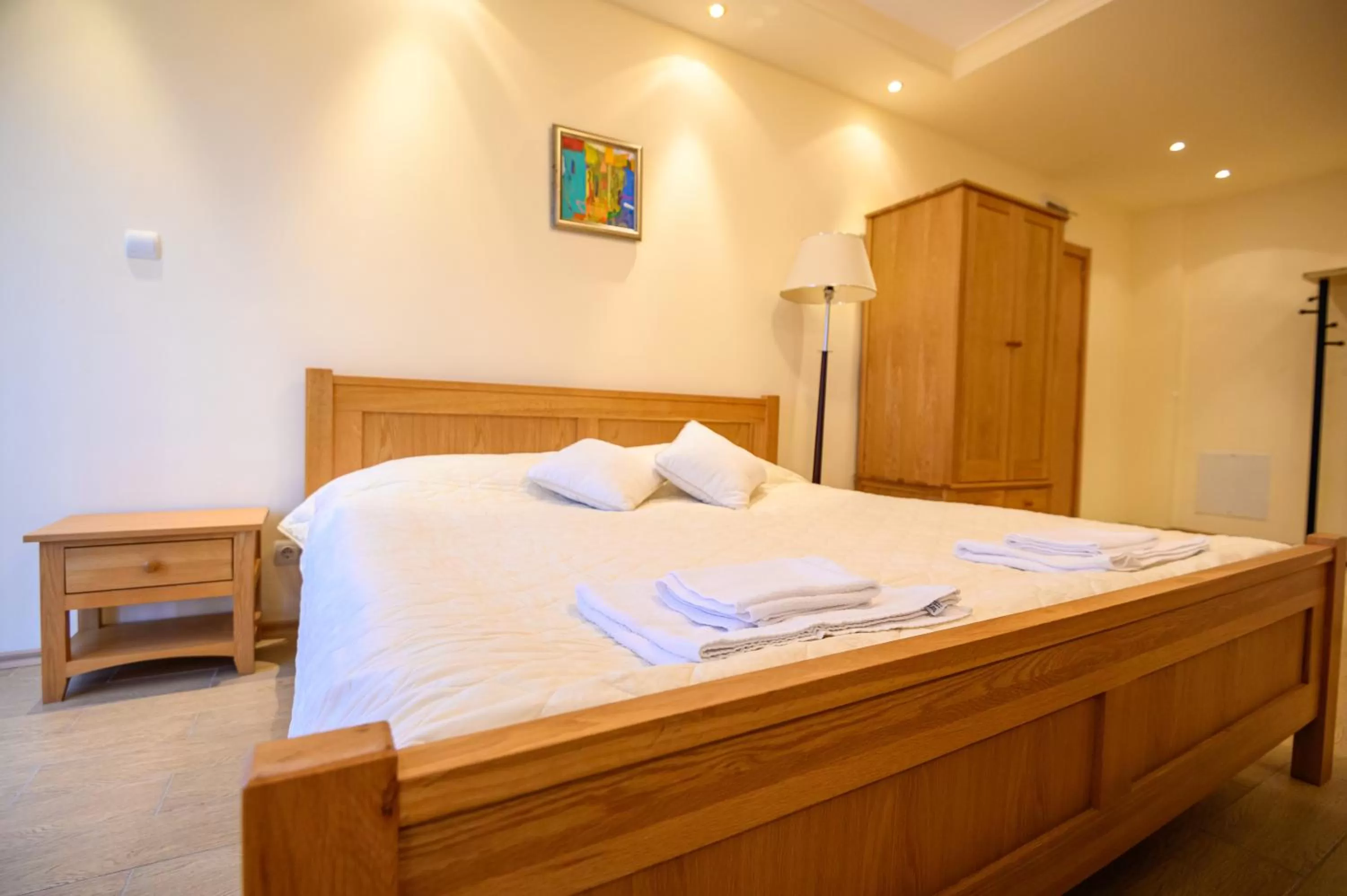 Bed in Parklands Hotel & Pool