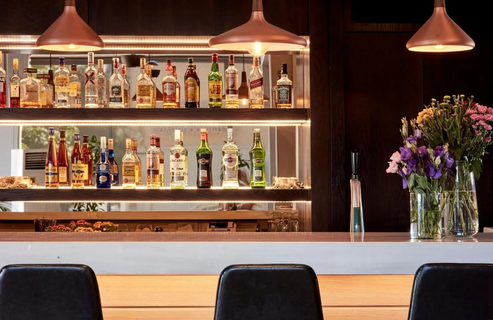 Lounge or bar in Candia Hotel