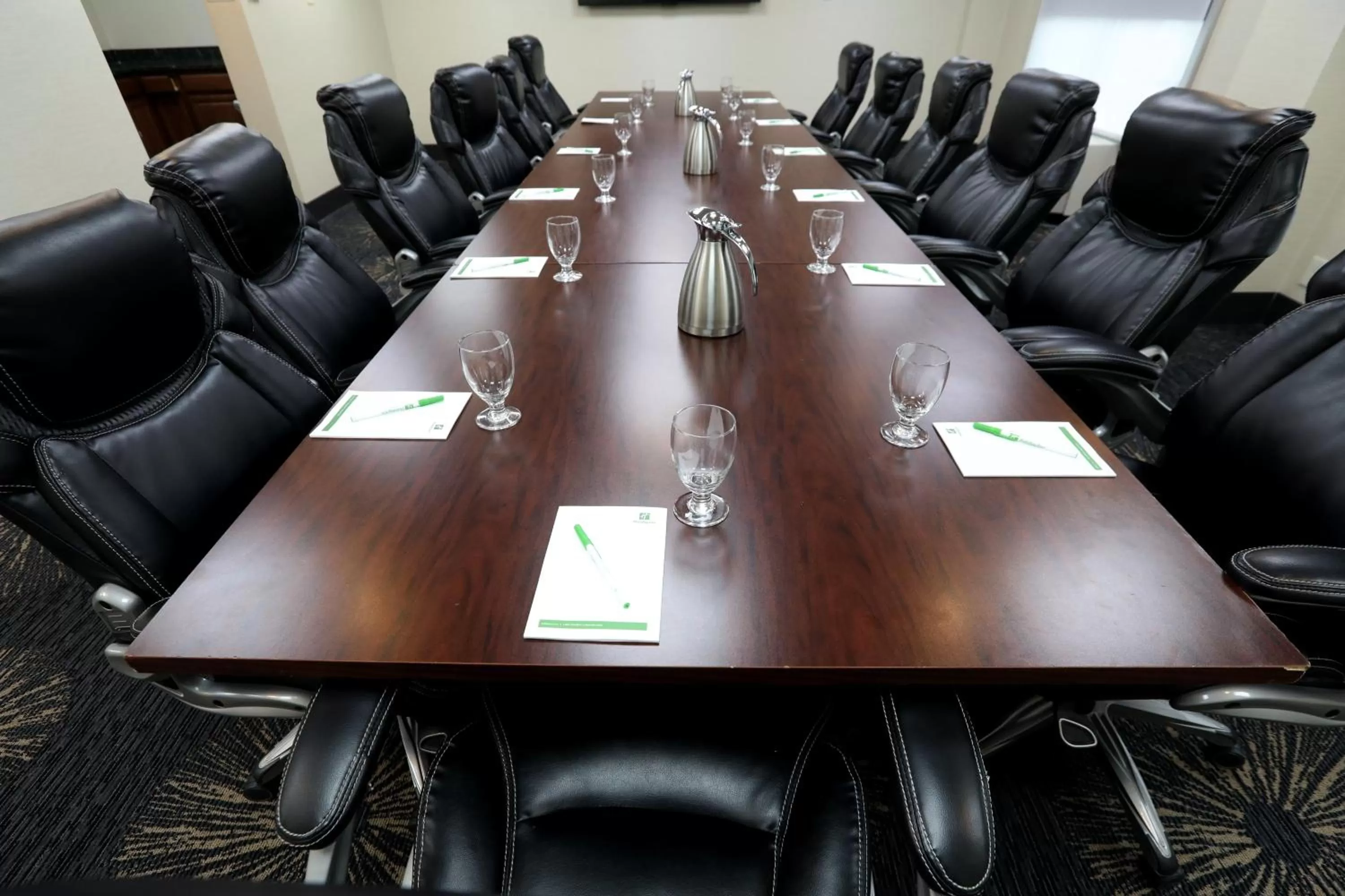 Meeting/conference room in Holiday Inn O'Hare Area by IHG