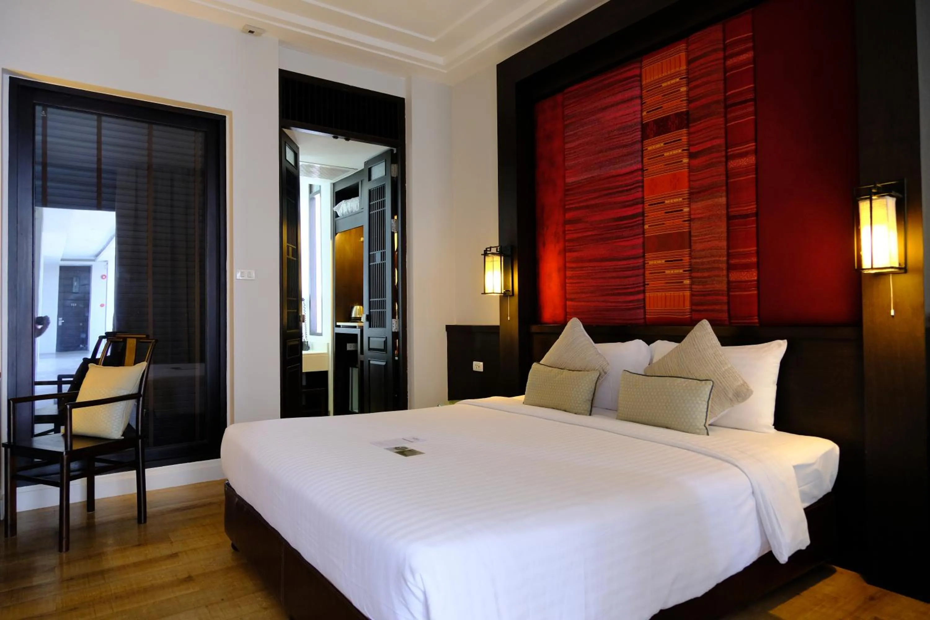 Photo of the whole room, Bed in Bodhi Serene, Chiang Mai