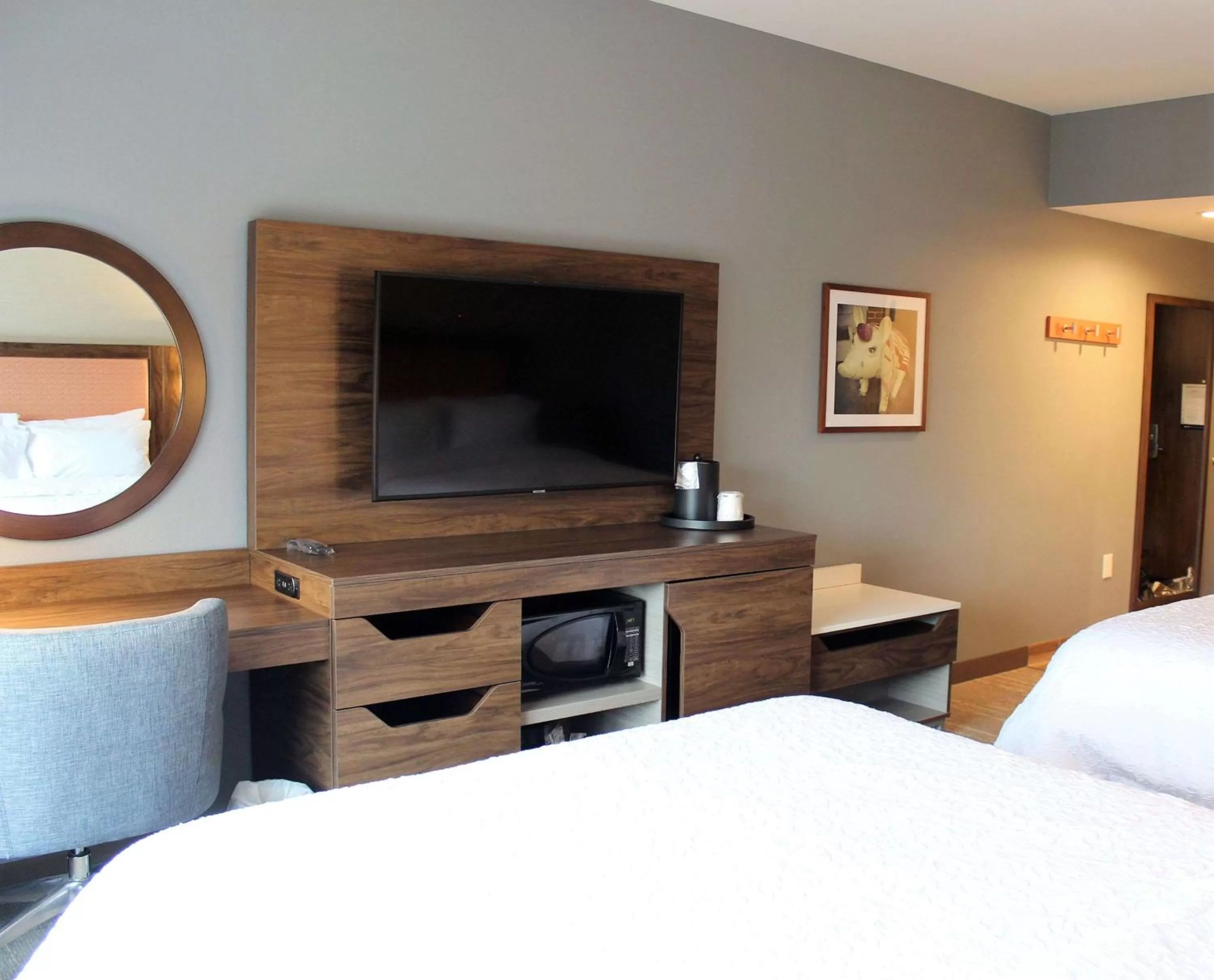 Queen Room with Two Queen Beds - Hearing Accessible/Non-Smoking in Hampton Inn Lexington