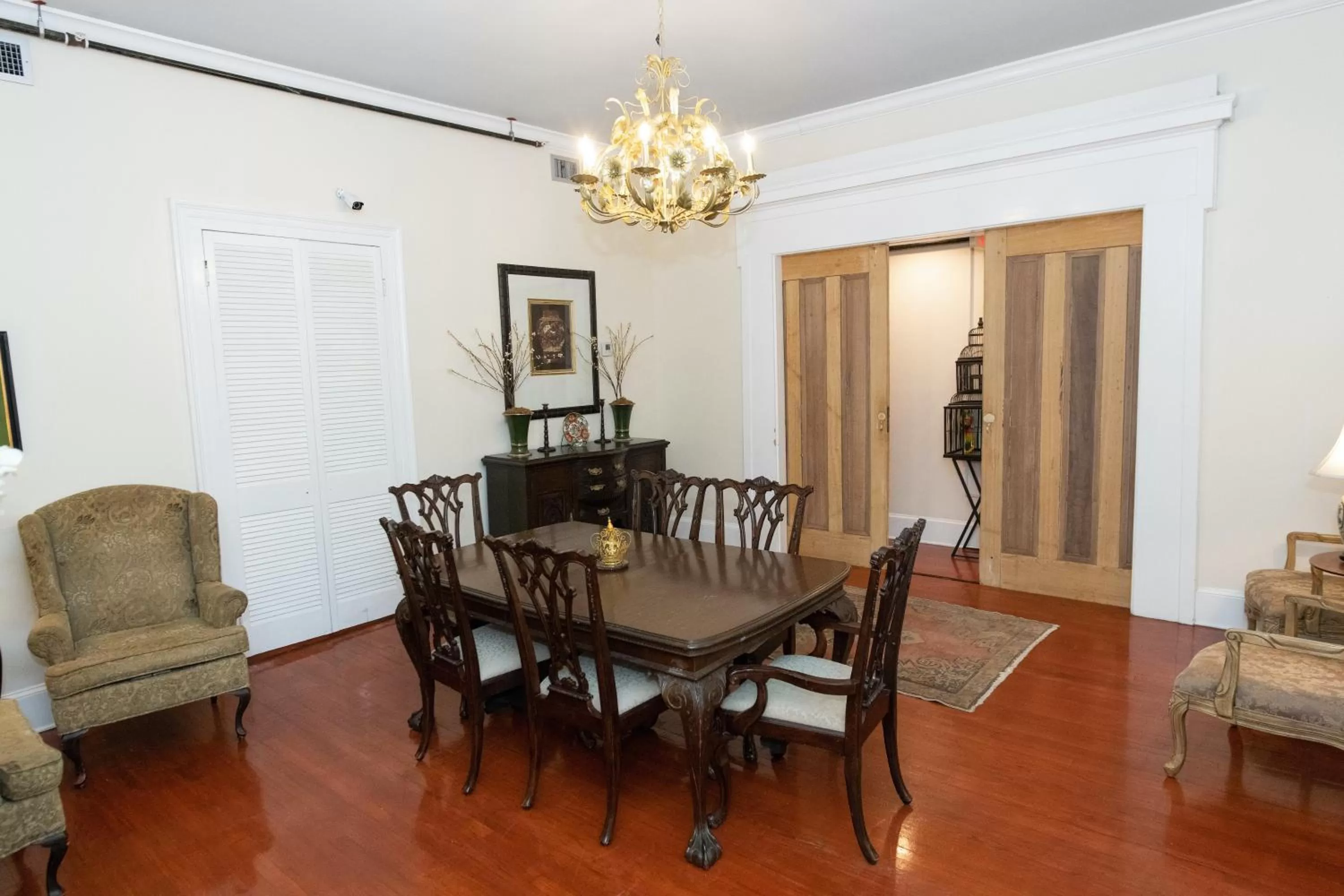 The Esplanade Guesthouse Mansion