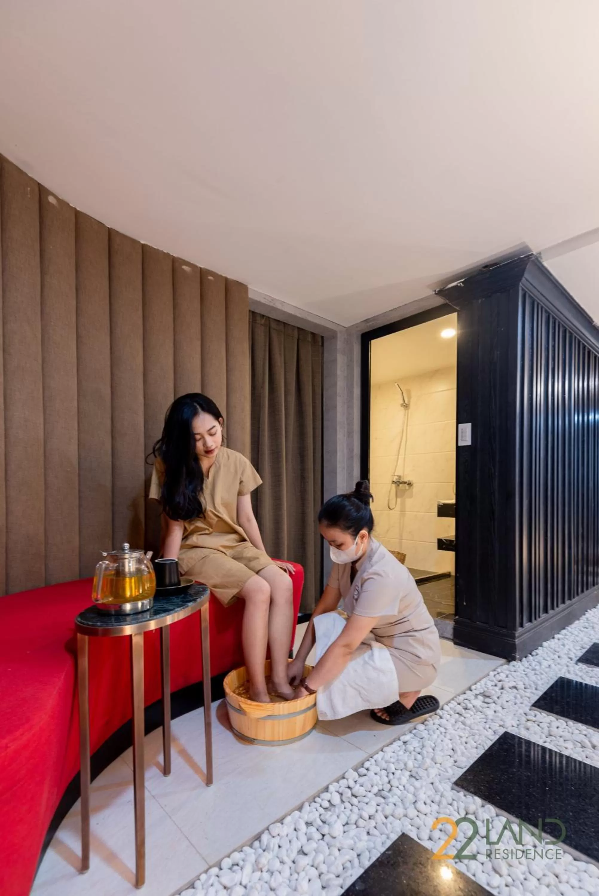 People in 22Land Residence Hotel & Spa 52 Ngo Huyen