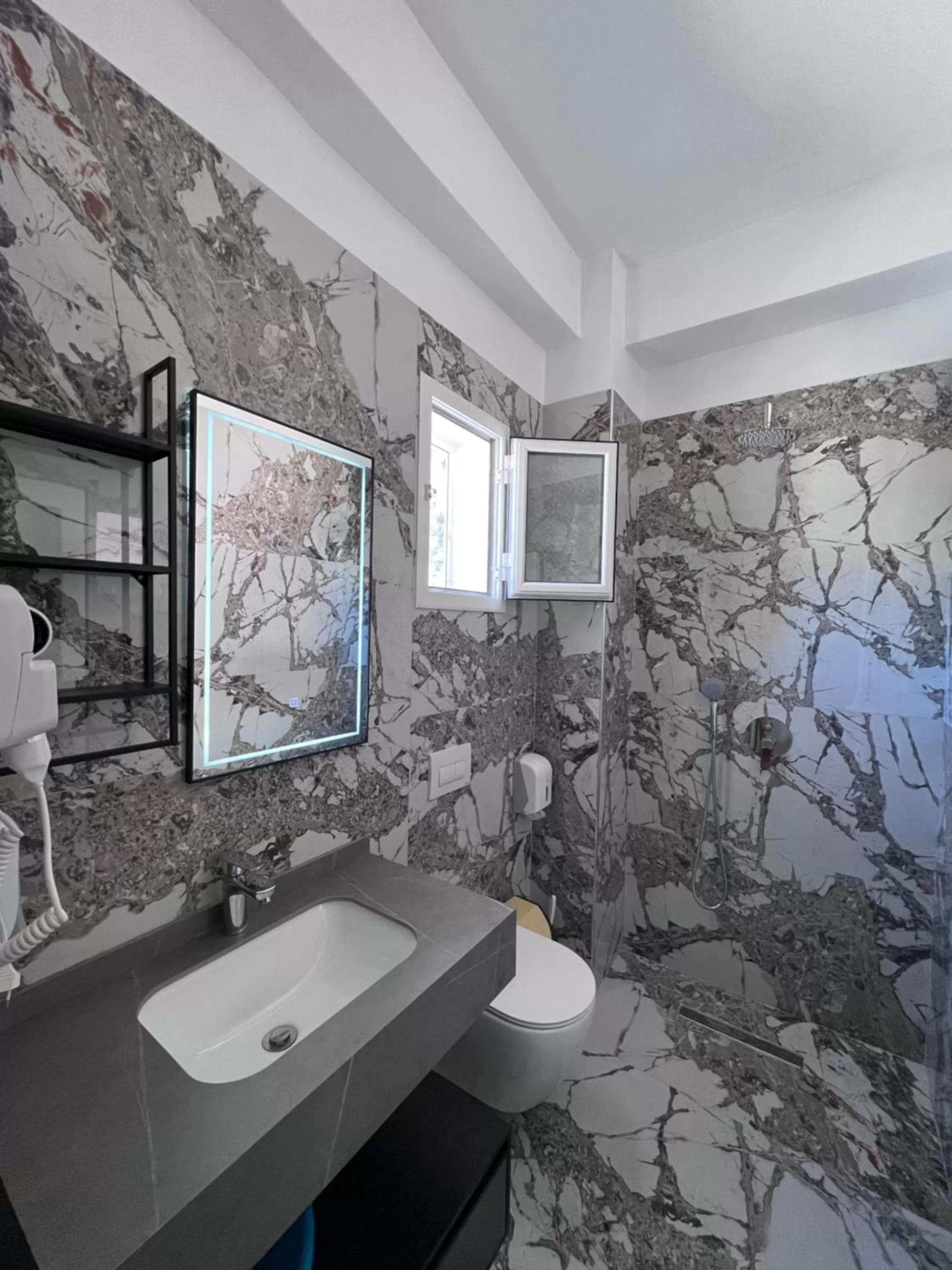 Bathroom in Hotel Frida