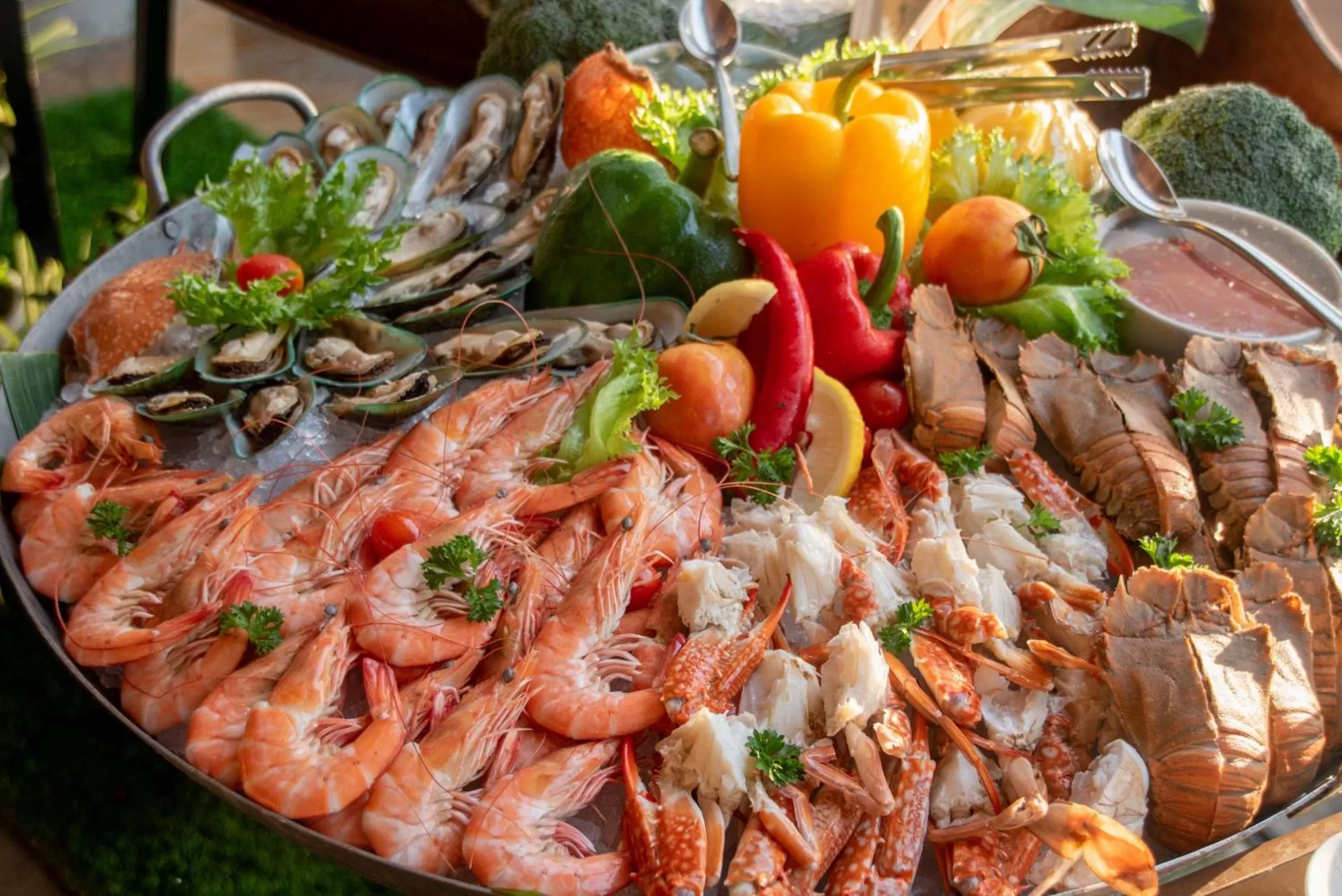 Food and drinks in La Vela Khao Lak - SHA Extra Plus