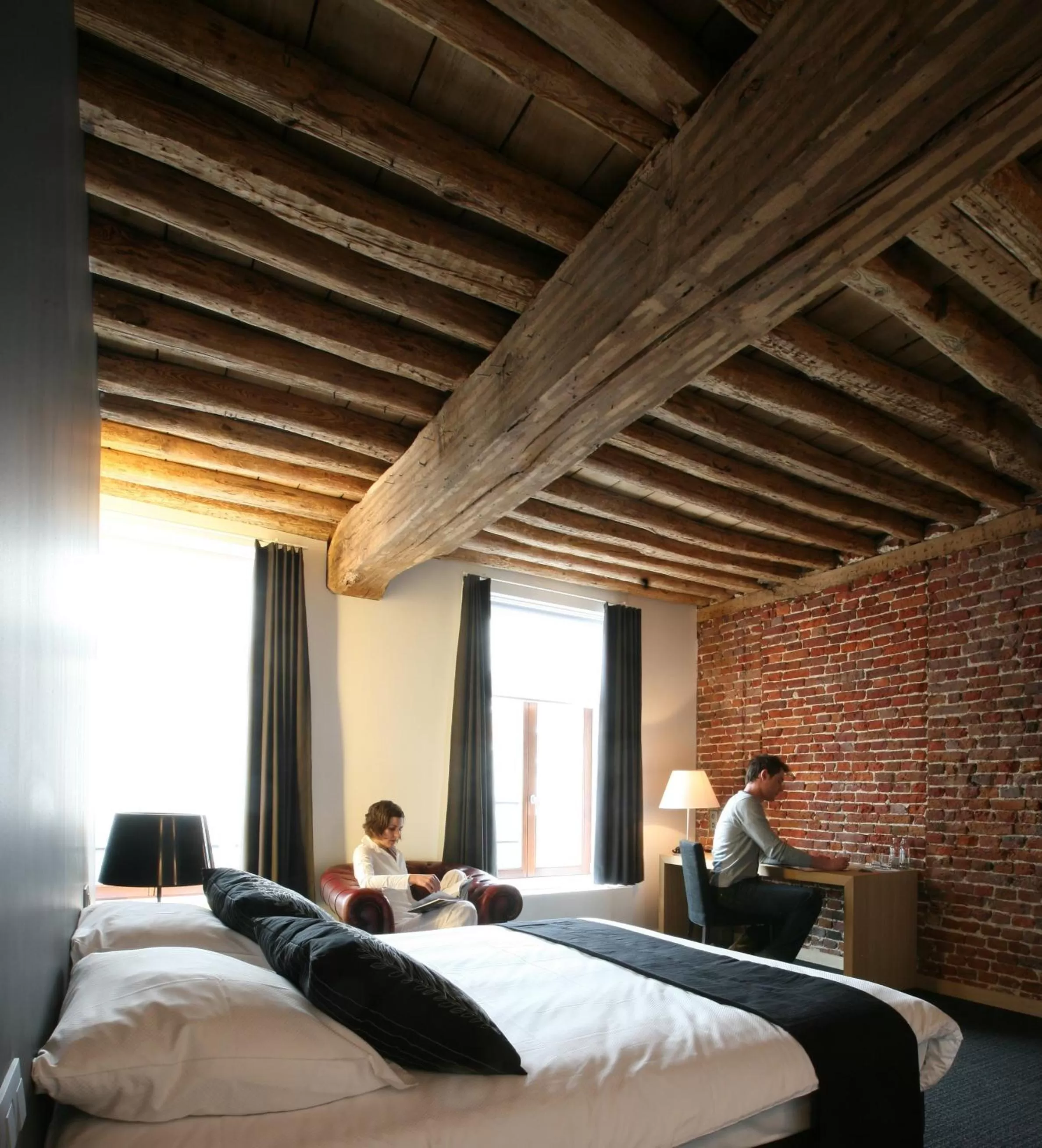 People, Bed in Hotel De Groene Hendrickx