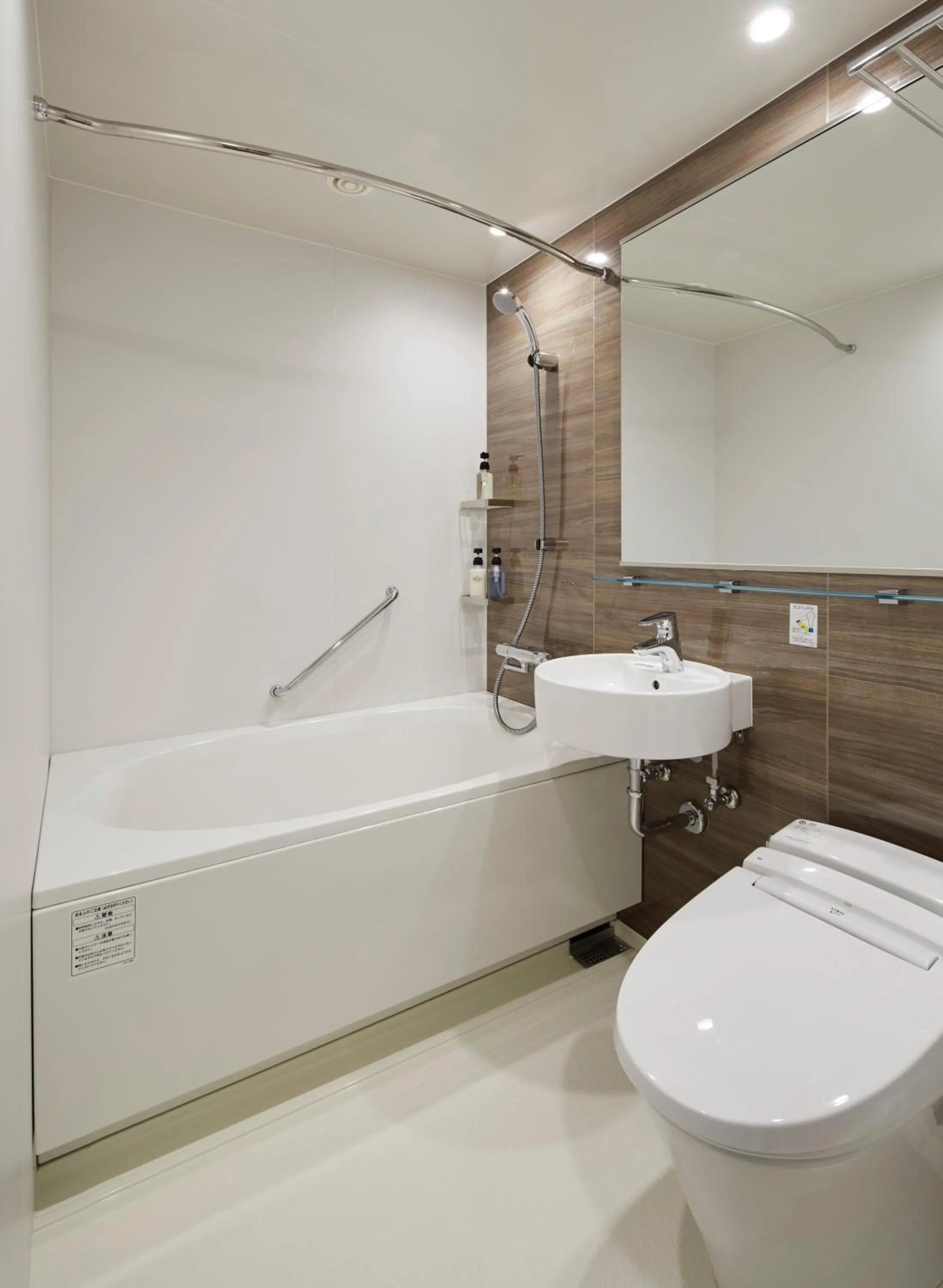 Bathroom in the square hotel GINZA