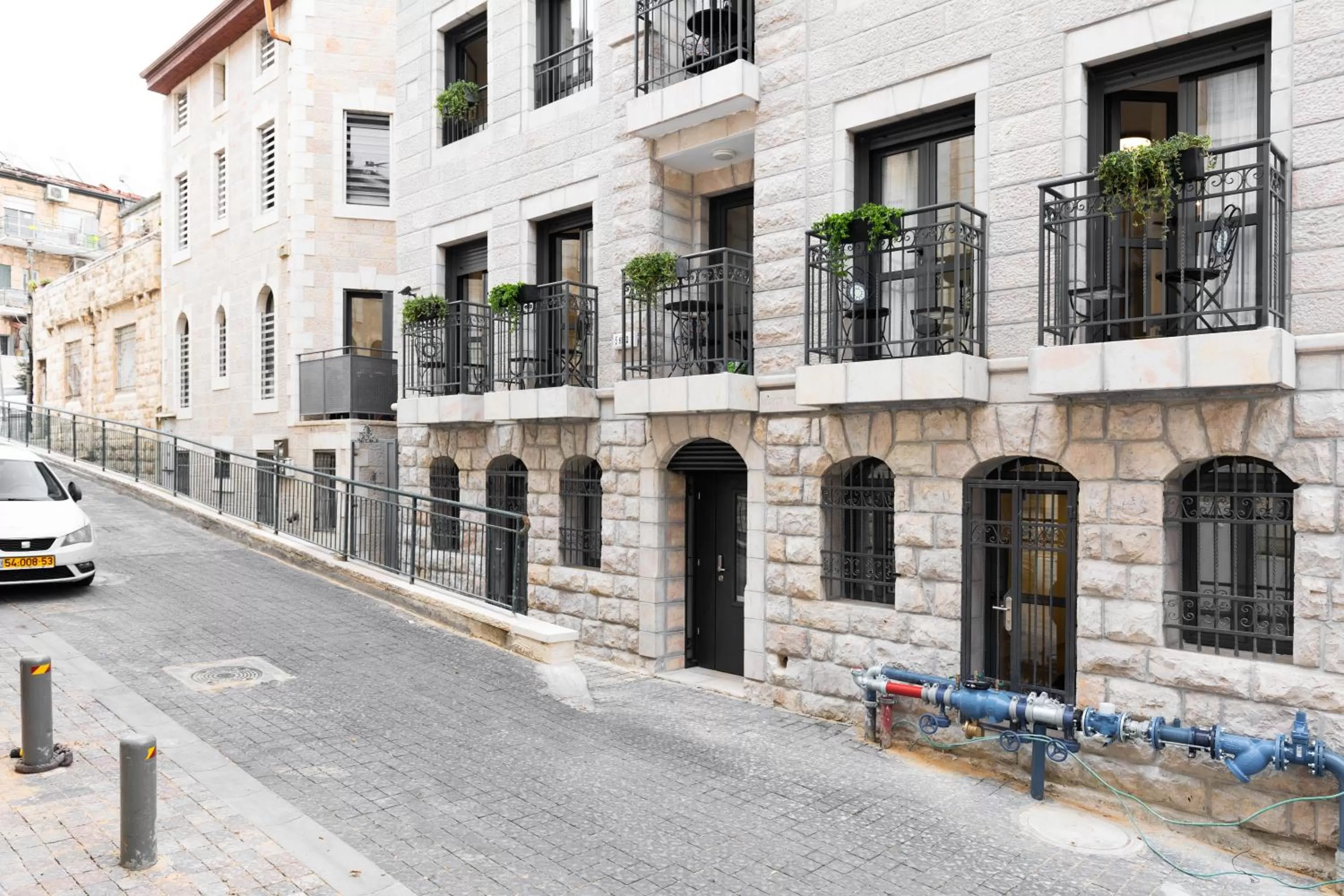 One-Bedroom Apartment in Mate ALMA - By HOMY