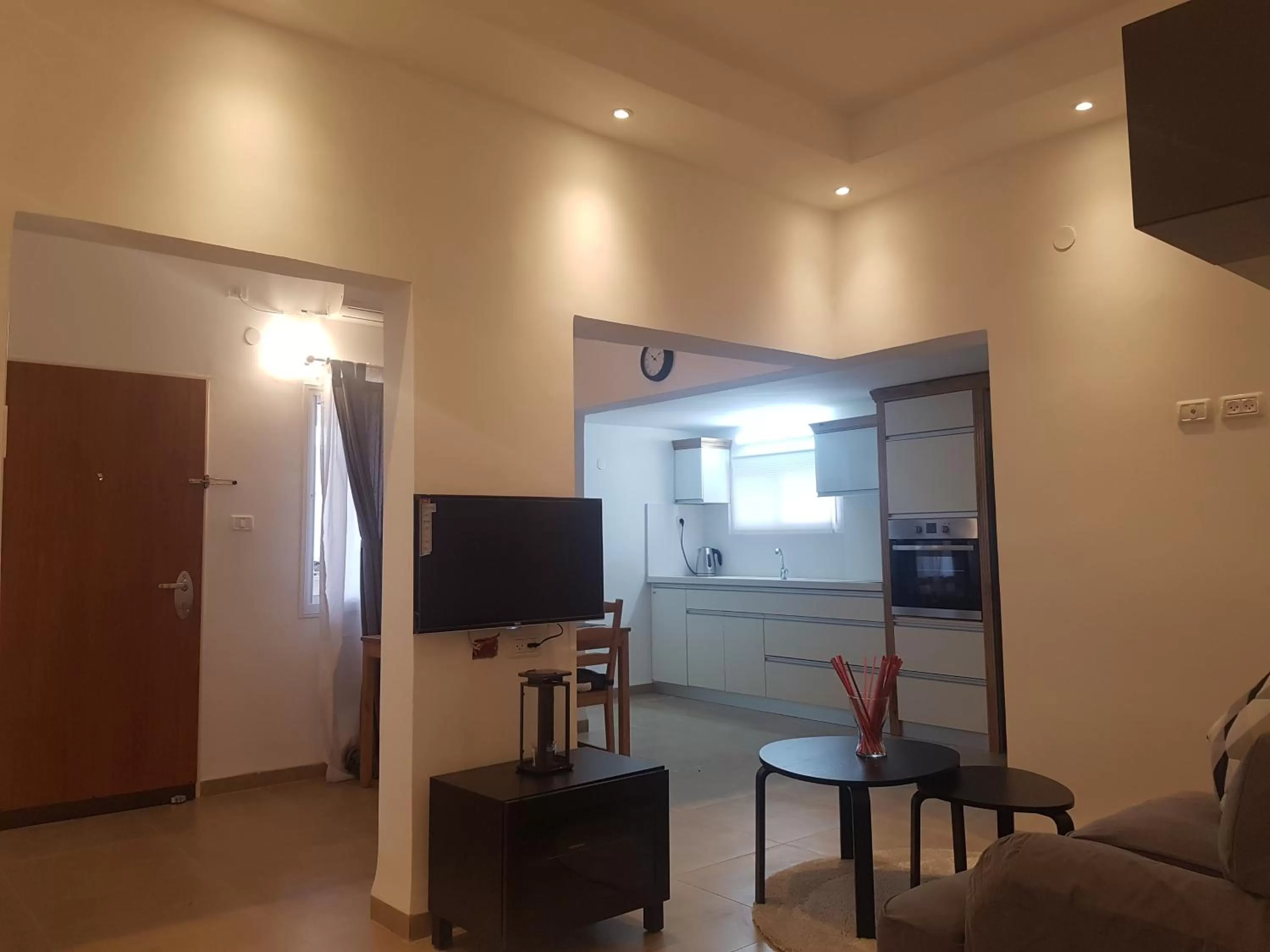 Living room in אבני החושן- Avnei Hoshen