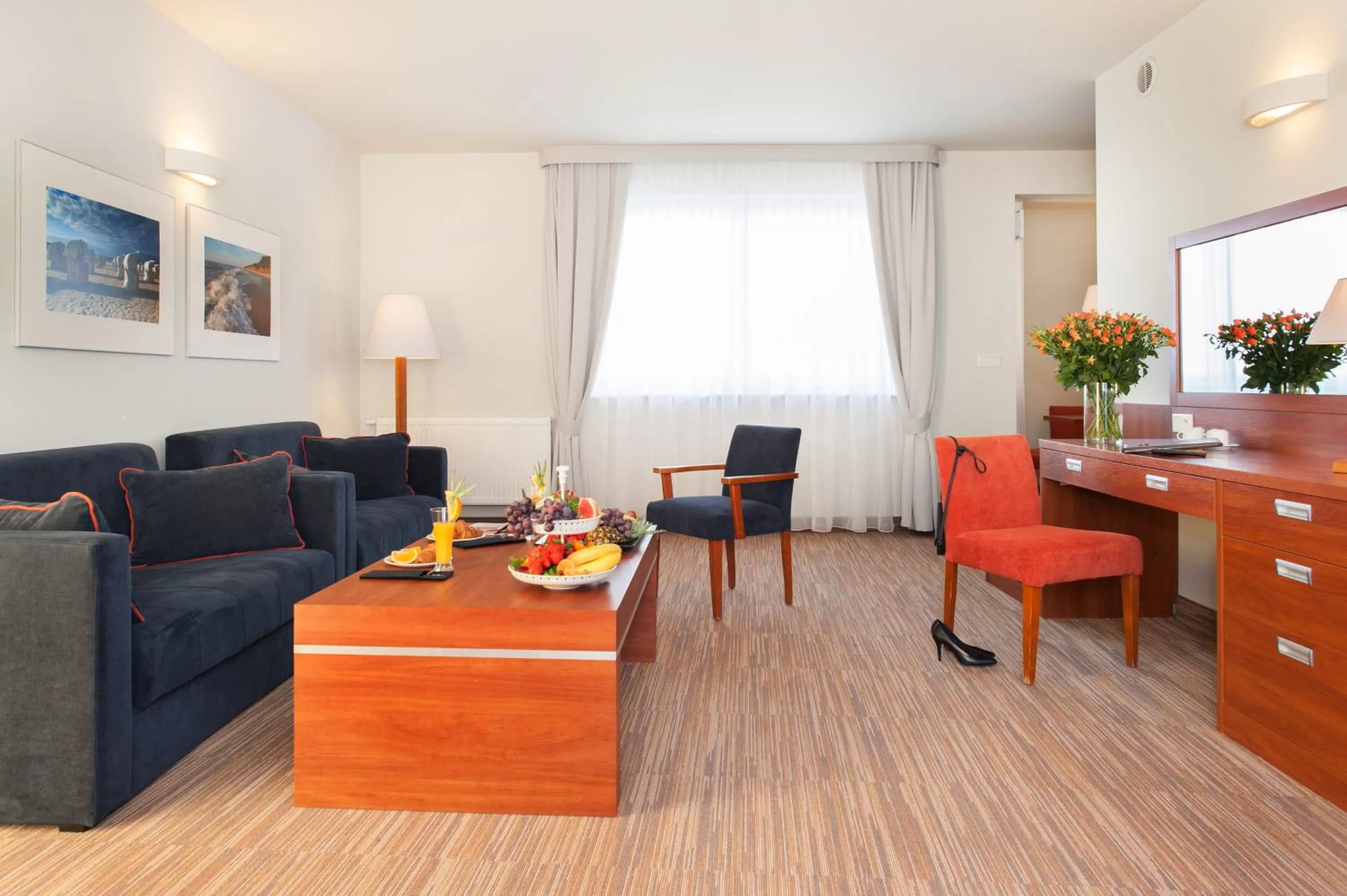 Other, Seating Area in Ikar Plaza