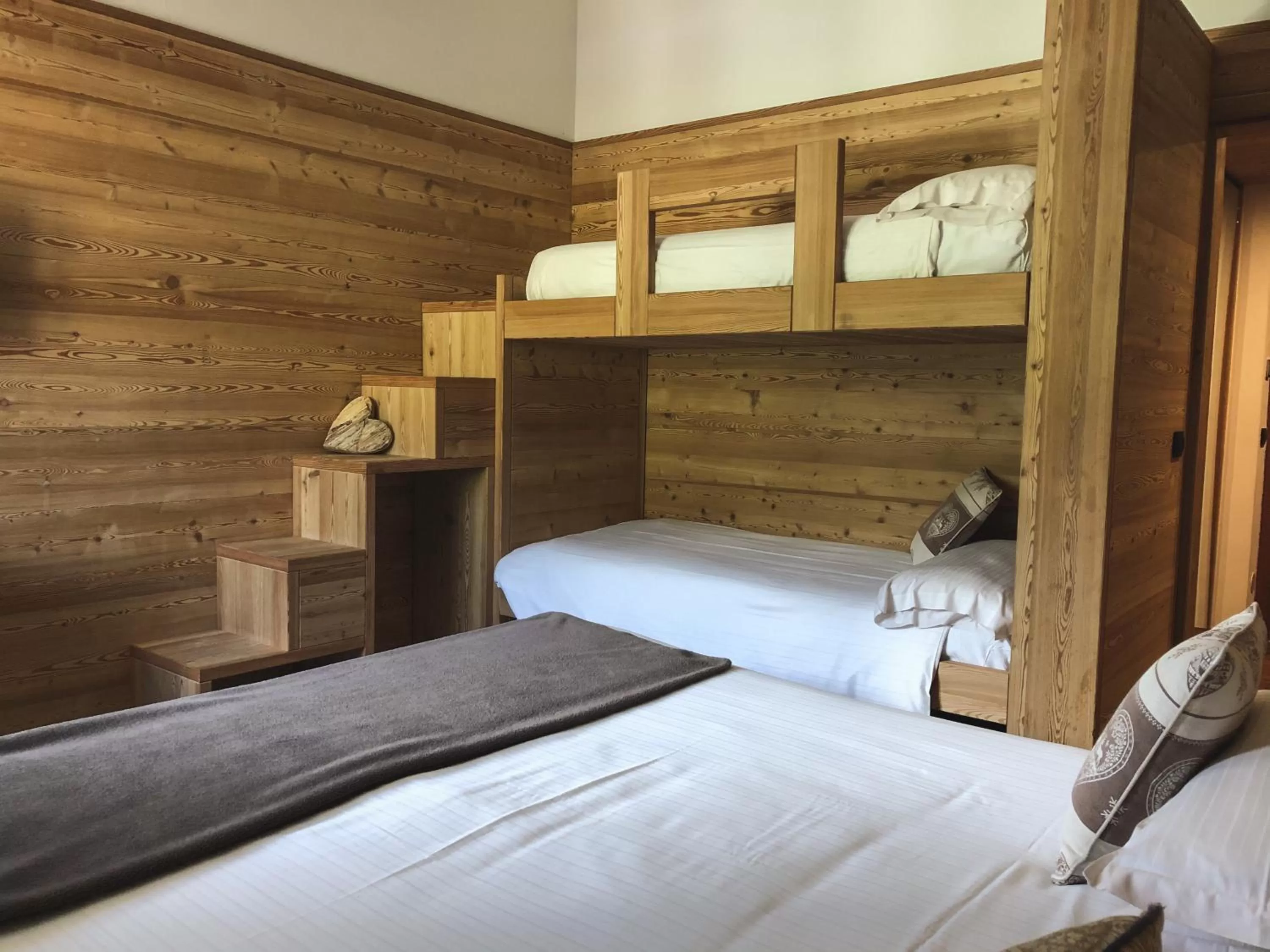 bunk bed, Bed in Hotel Nevada