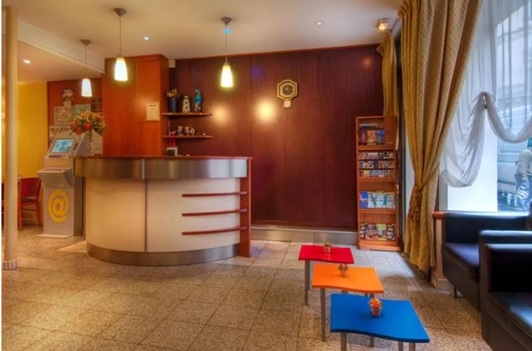 Lobby or reception in Hôtel De Paris Opera