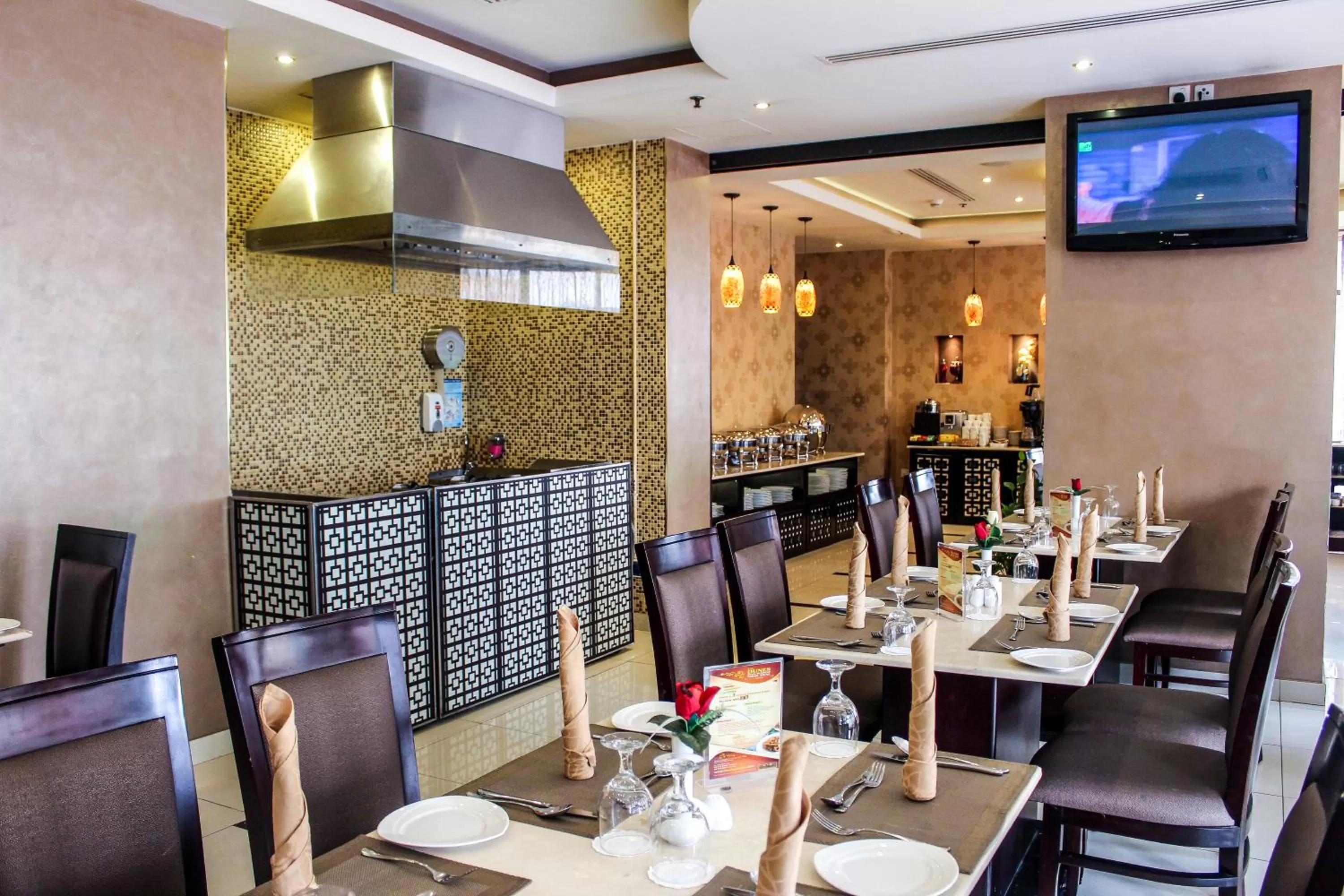 Restaurant/places to eat in Dunes Hotel Apartment Oud Metha, Bur Dubai
