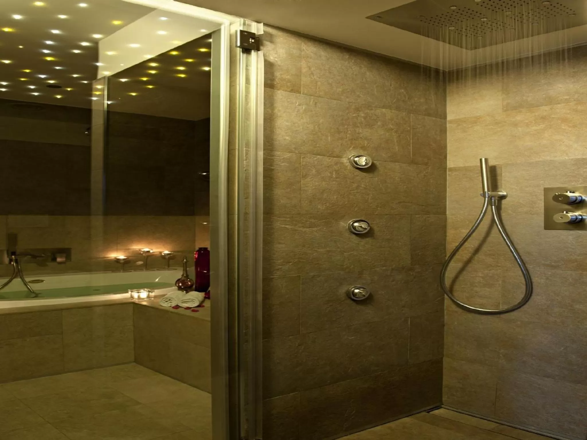 Bathroom in Art Hotel Museo