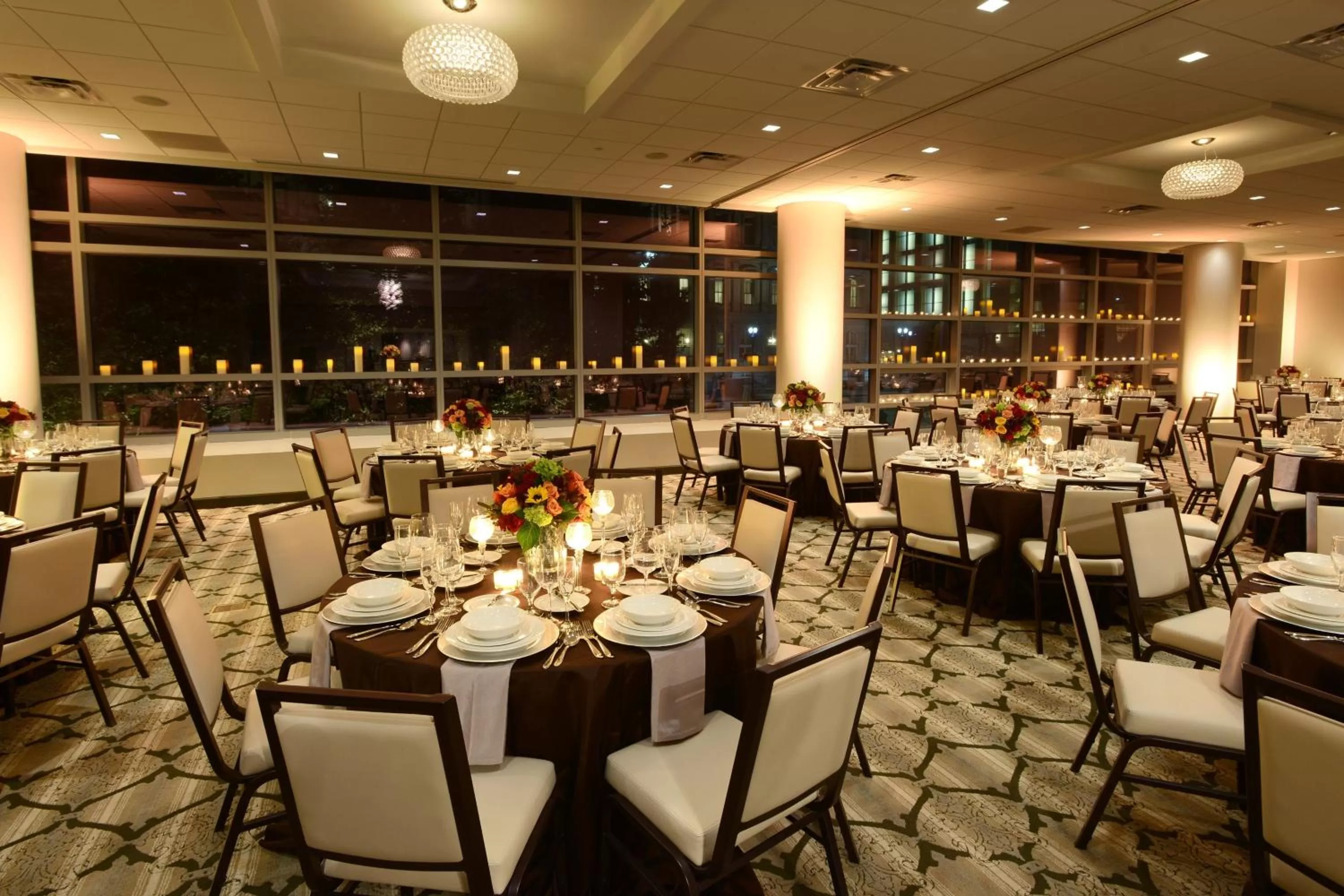 Meeting/conference room in Magnolia Hotel St. Louis, a Tribute Portfolio Hotel