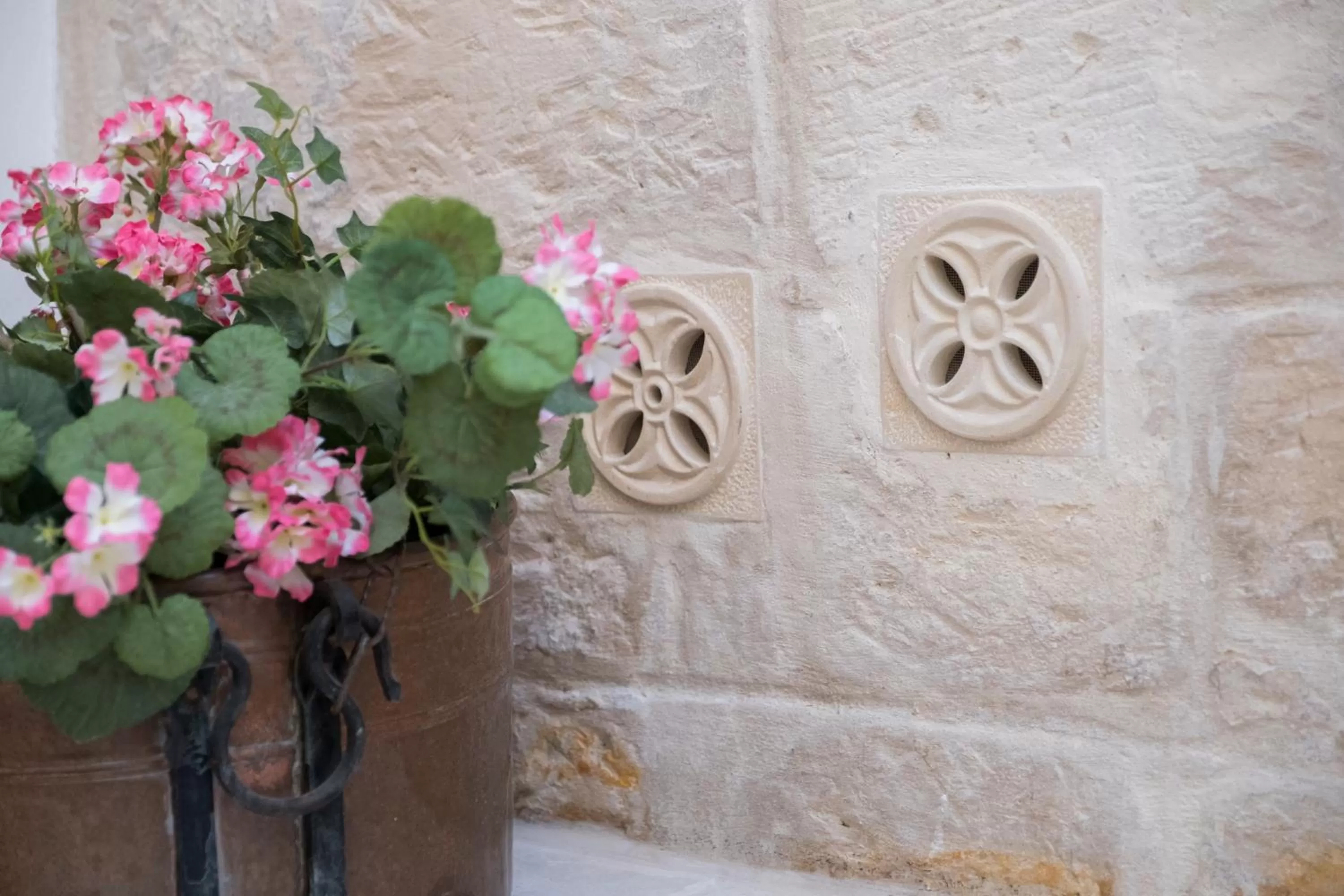 Decorative detail in Amatè Suite