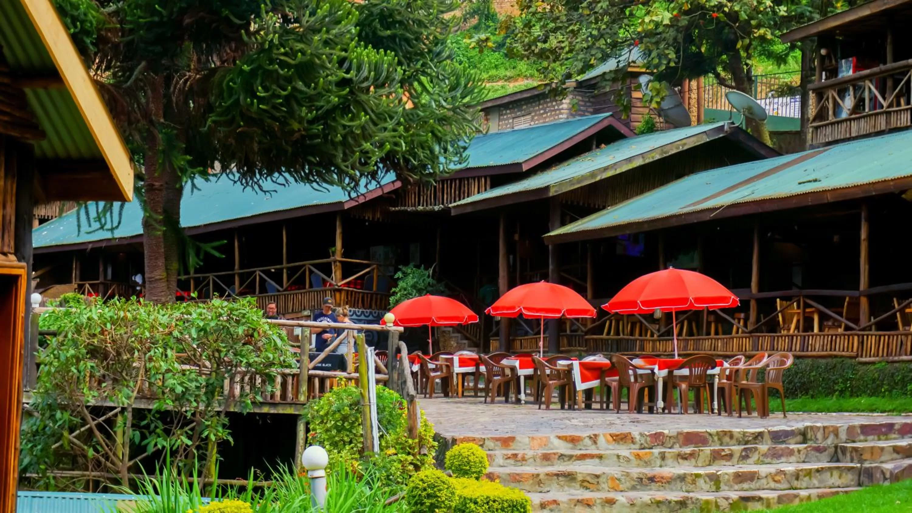 Restaurant/places to eat in Bunyonyi Overland Resort