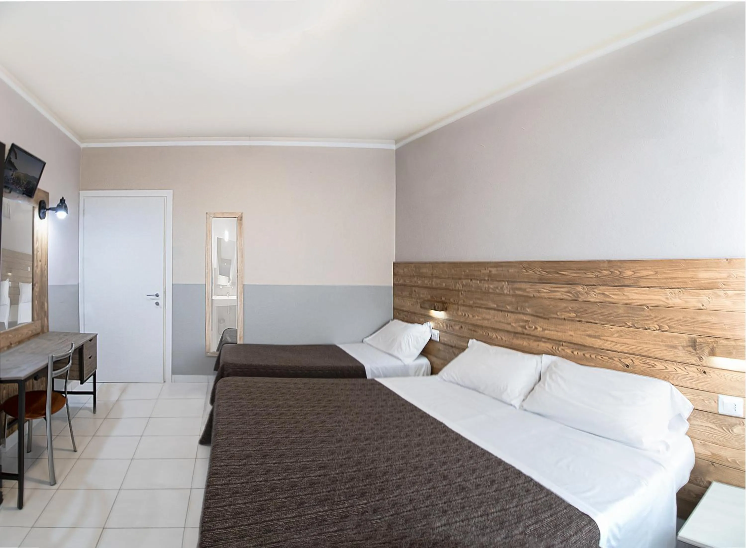 Bed in Albergo Serena