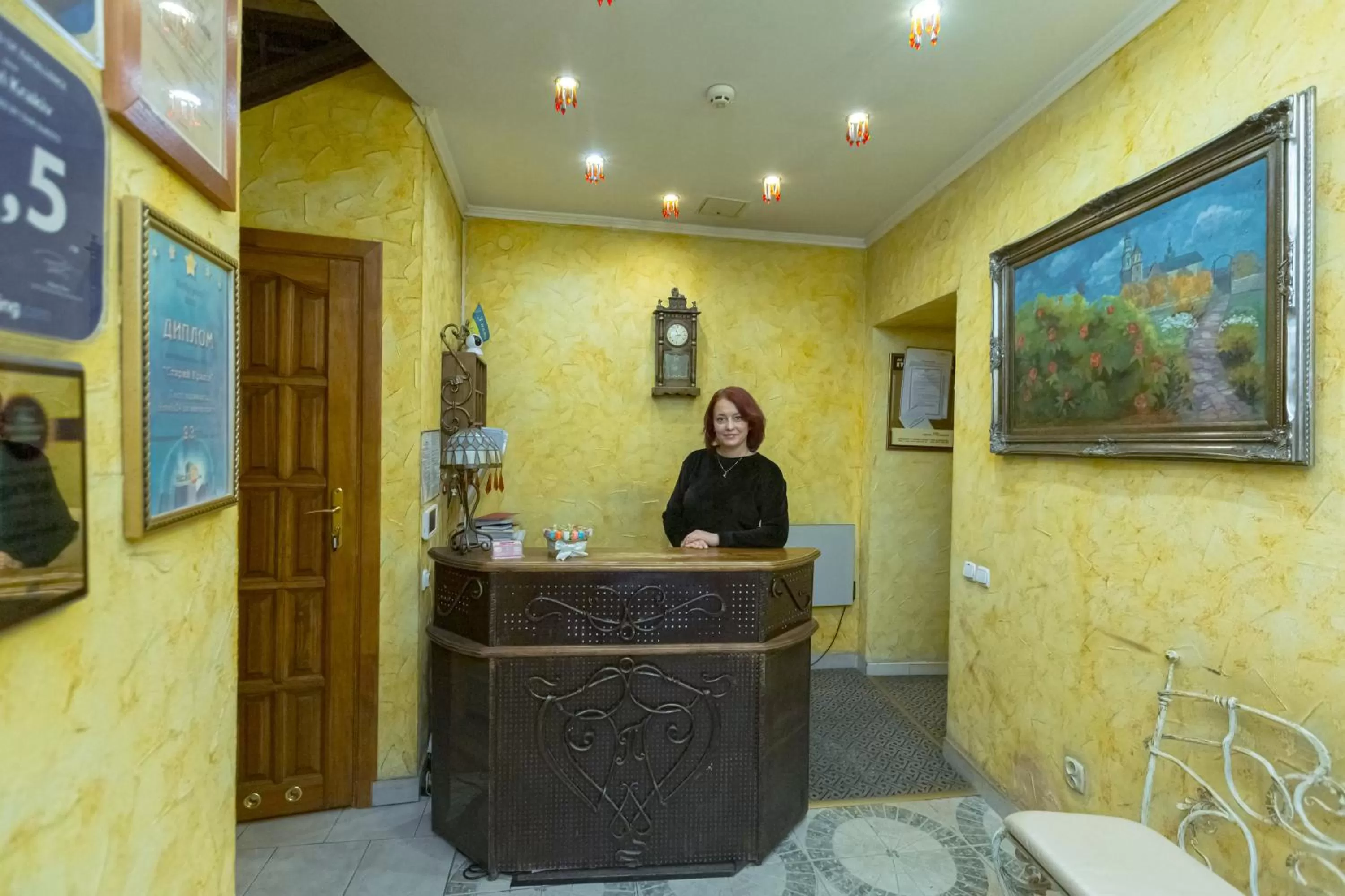 Staff, Lobby/Reception in Staryi Krakiv