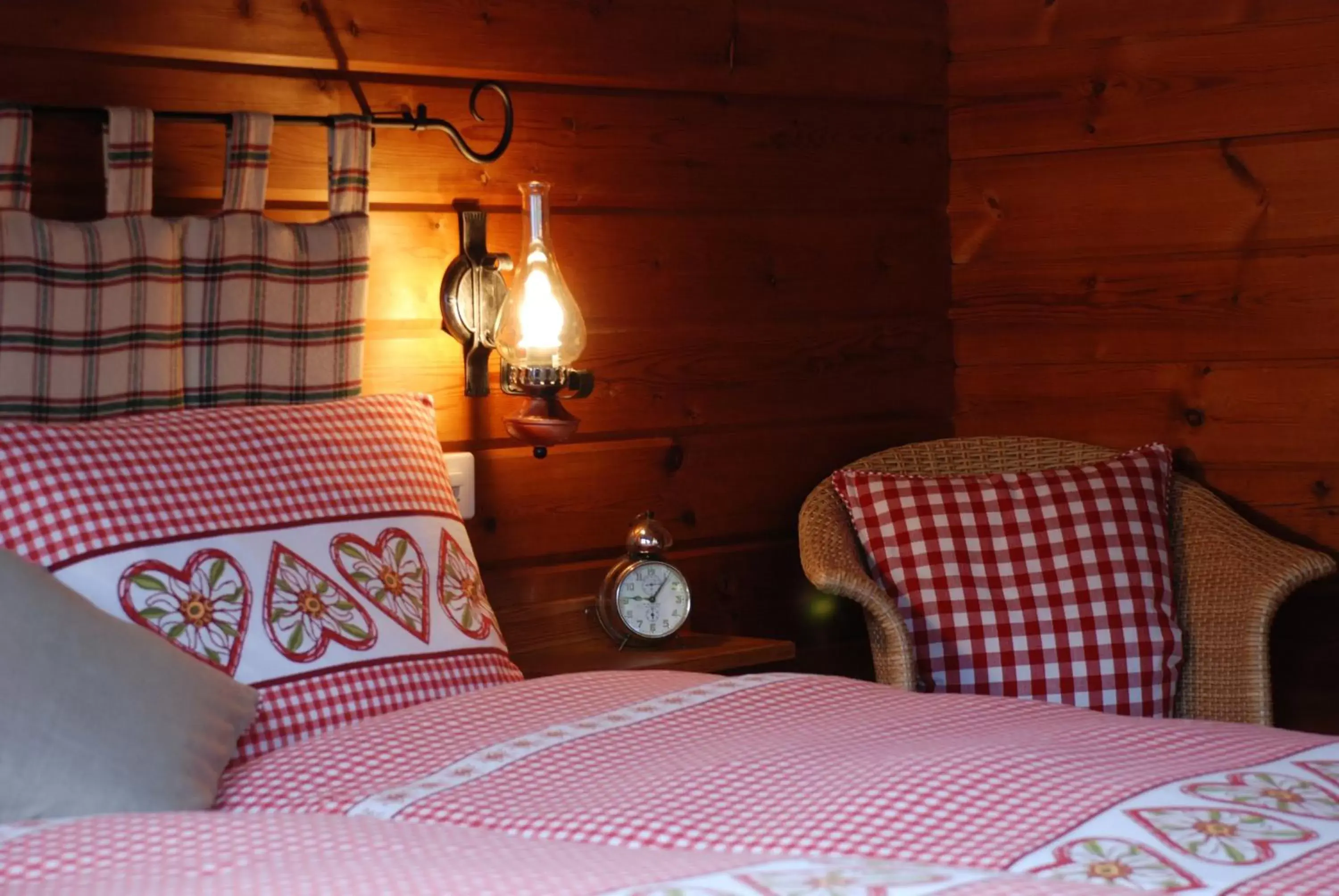 Double Room - single occupancy in Salzano Basic Rooms Interlaken Double Room - single occupancy in Salzano Basic Rooms Interlaken