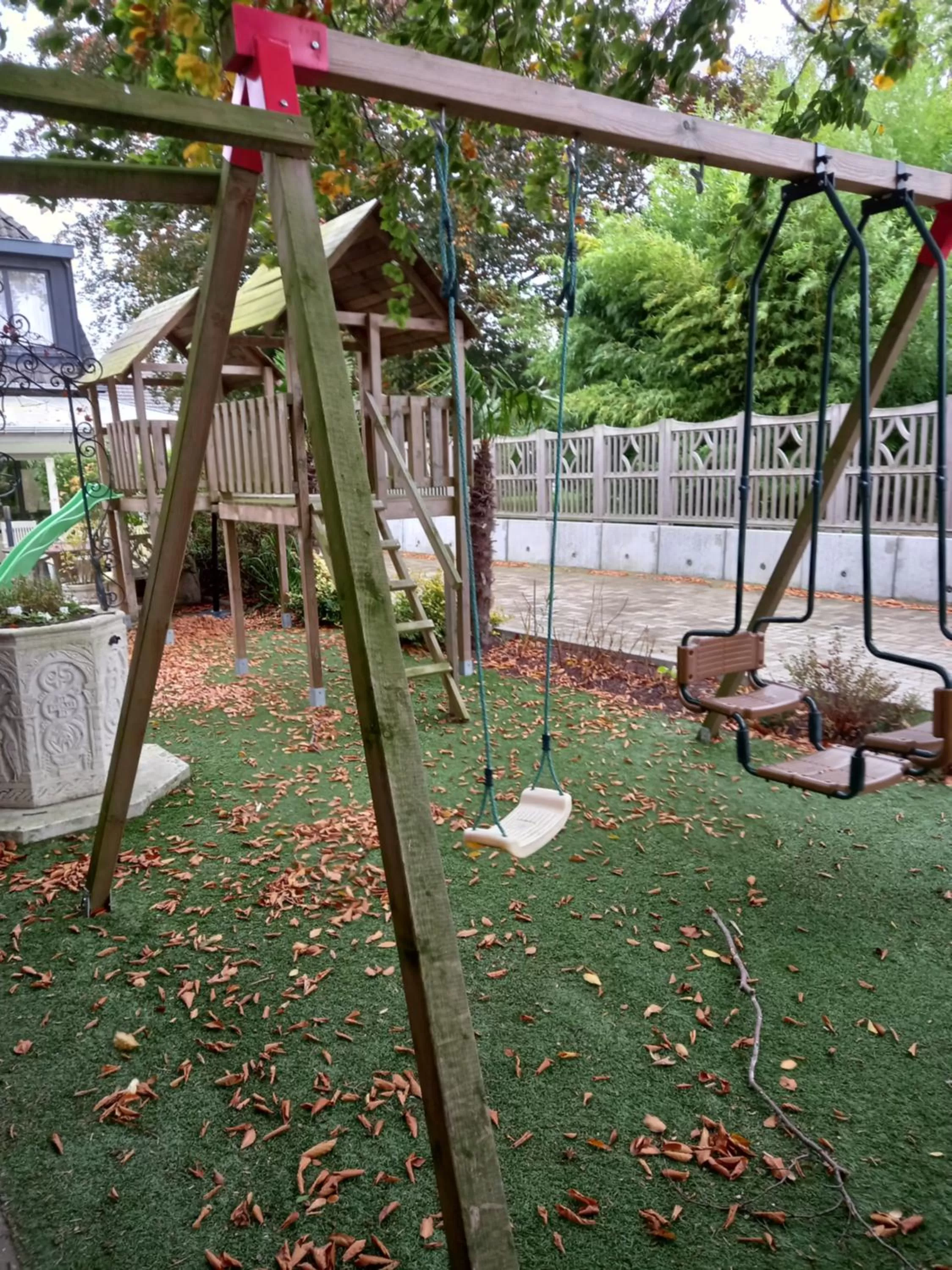 Children play ground, Children's Play Area in B&B Aalsters genot