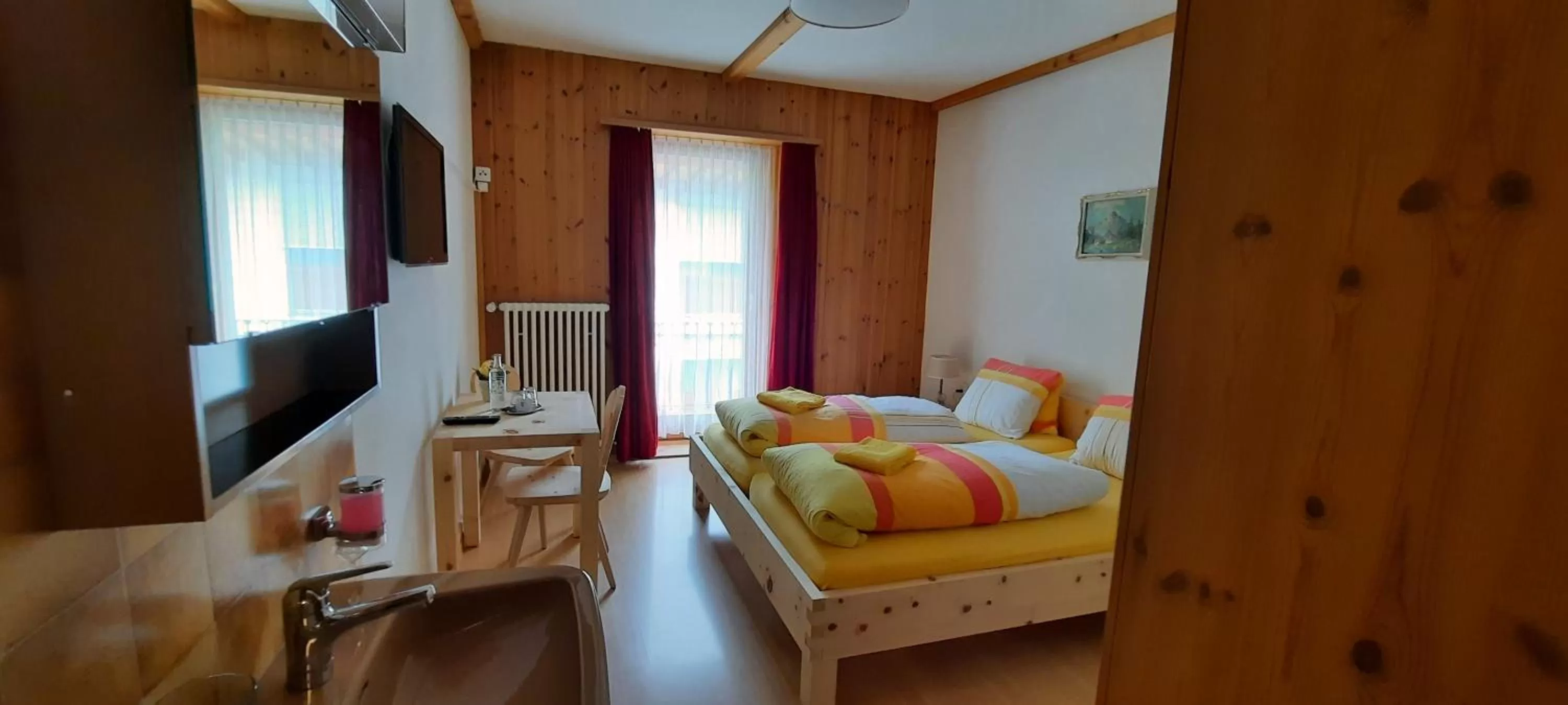 TV/Entertainment Center in Garni Alpenrose - Grusaida