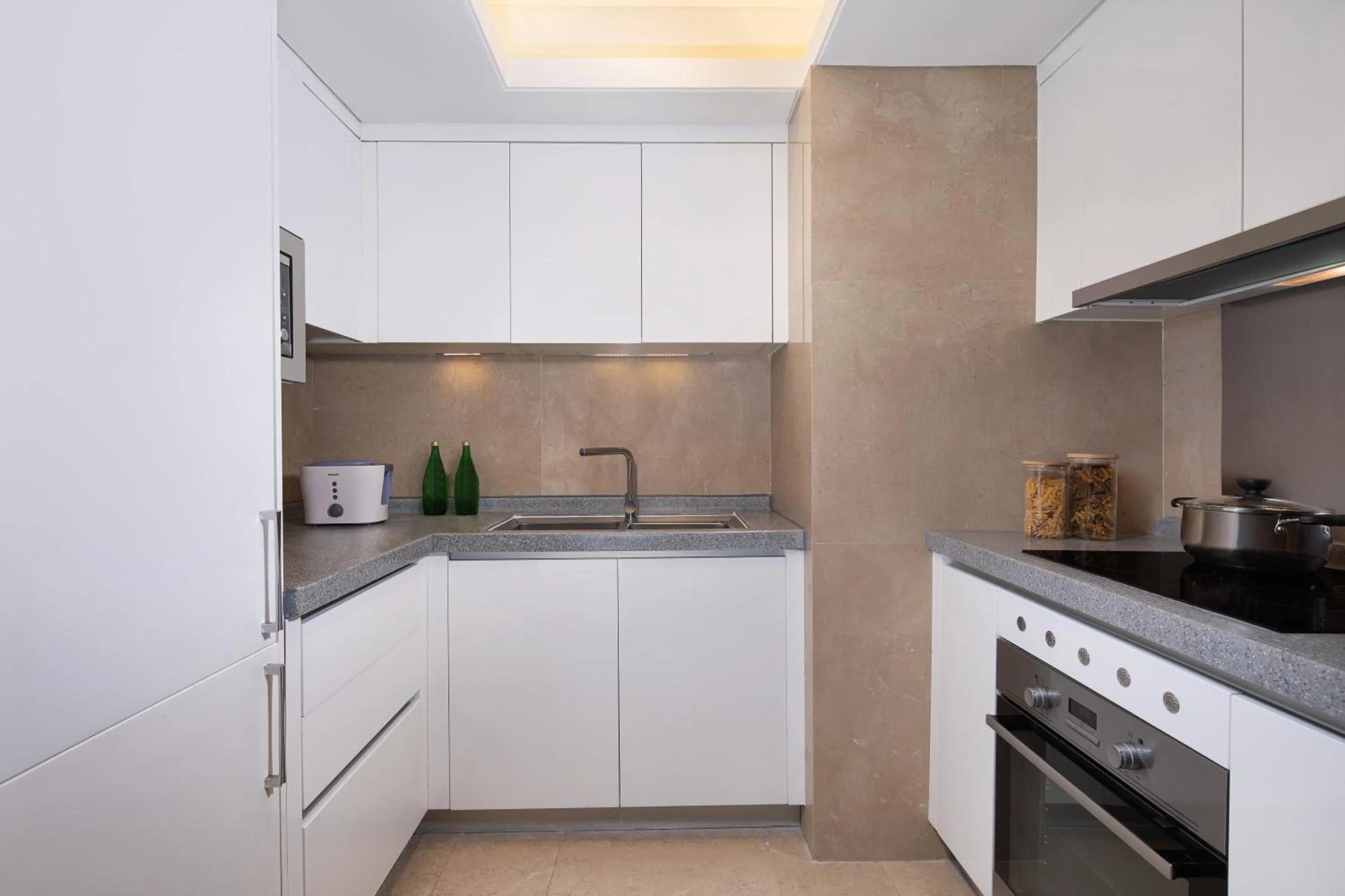 Kitchen or kitchenette in Somerset Grandview Shenzhen