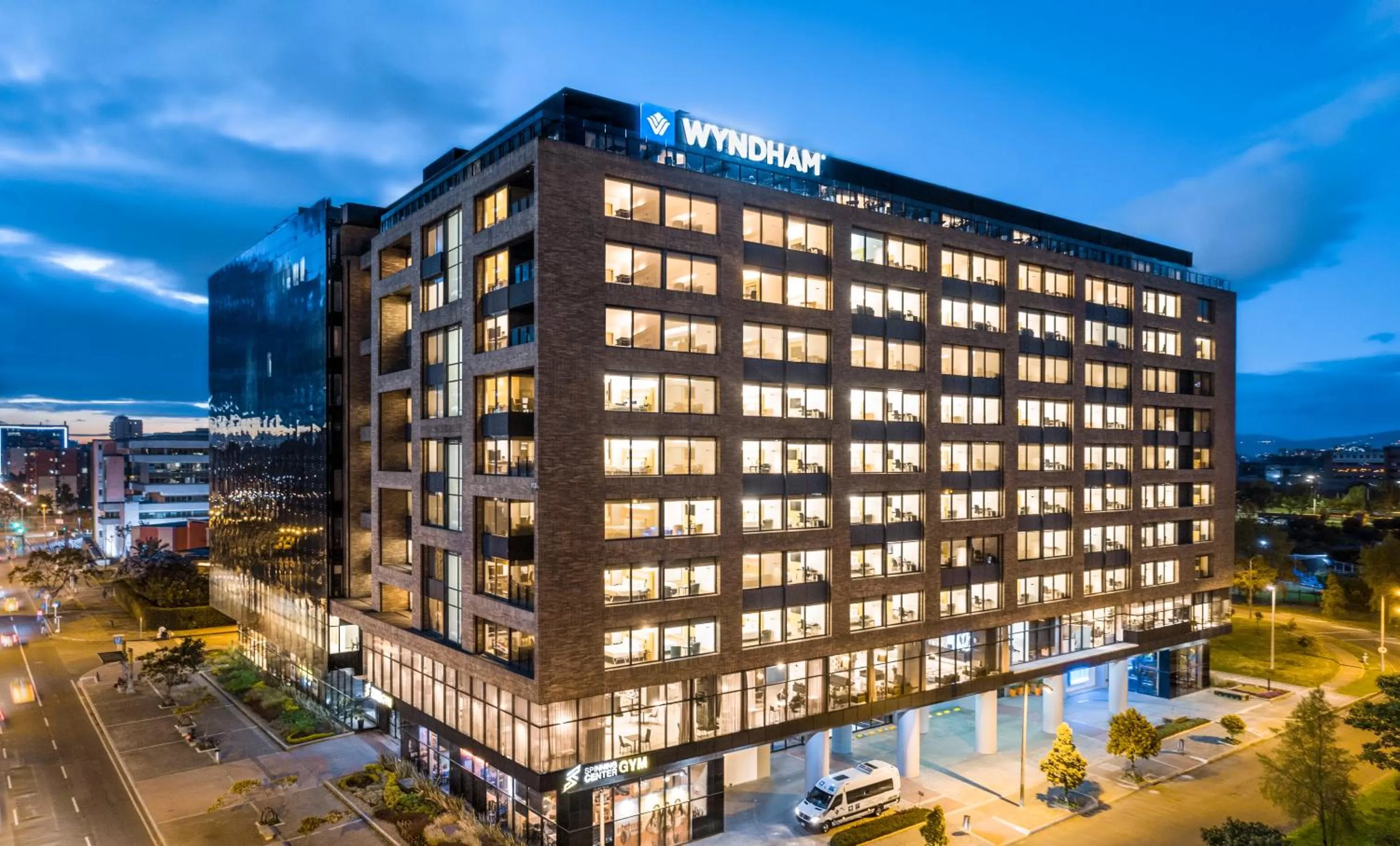 Property building in Wyndham Bogota