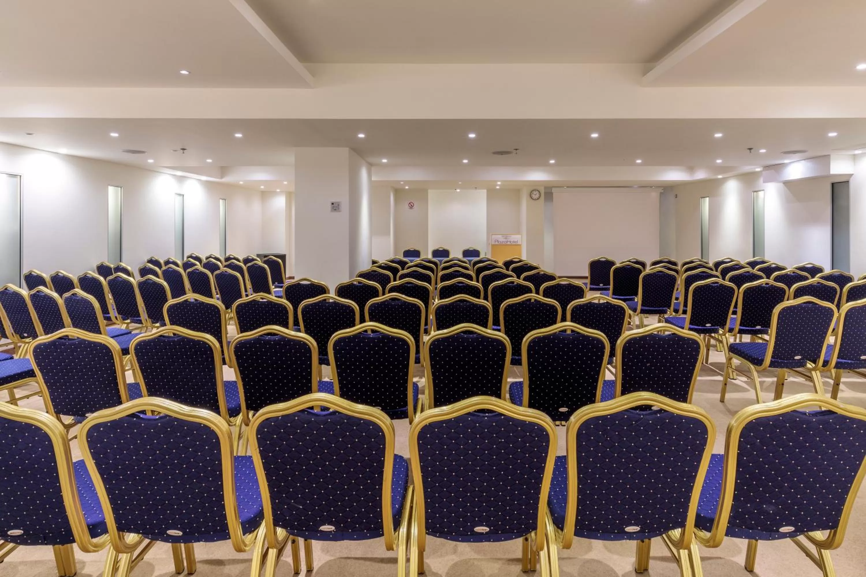 Meeting/conference room in Best Western Plus Hotel Plaza