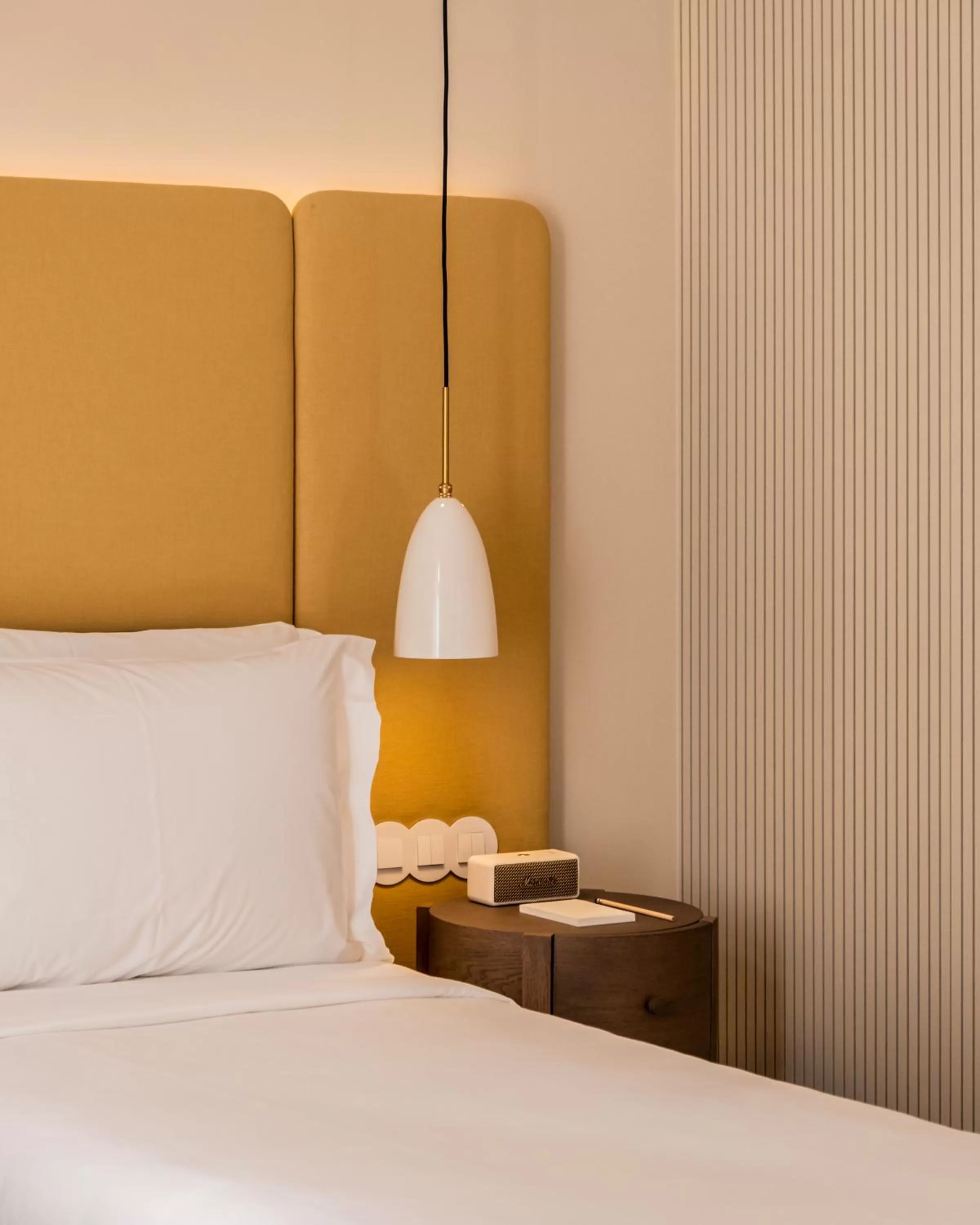 Bed in Artsy Cascais