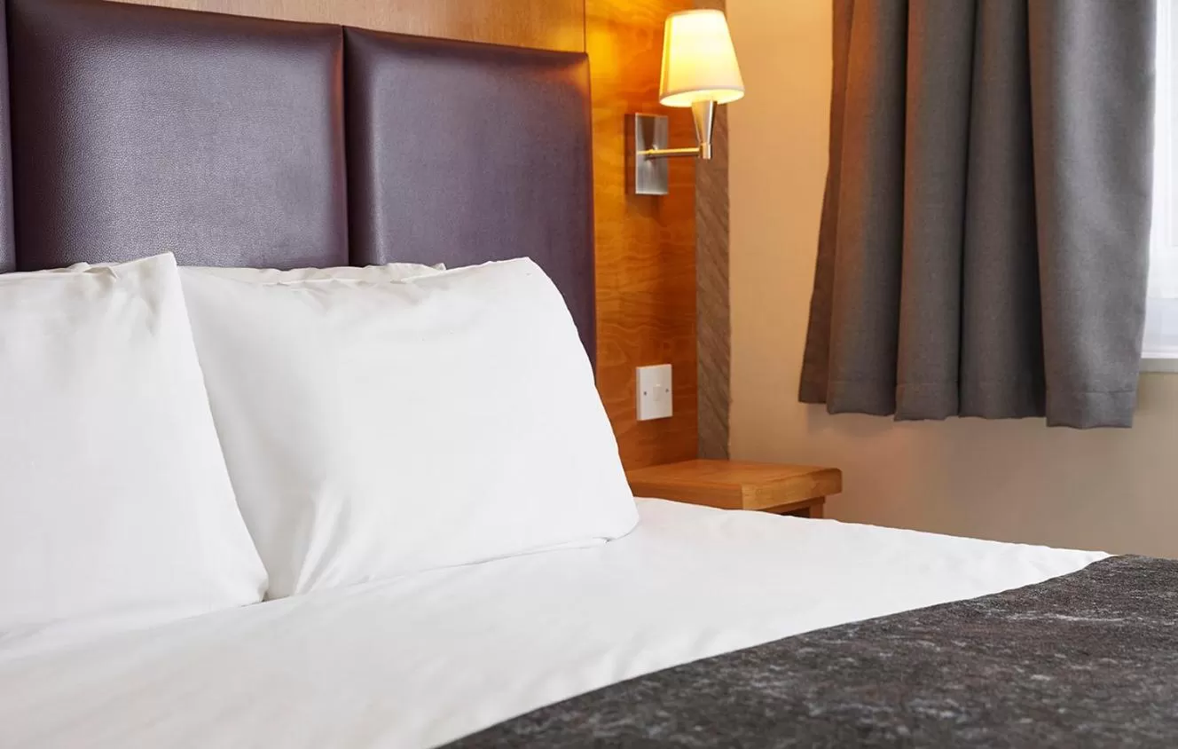 Bed in De Trafford Arms by Chef & Brewer Collection