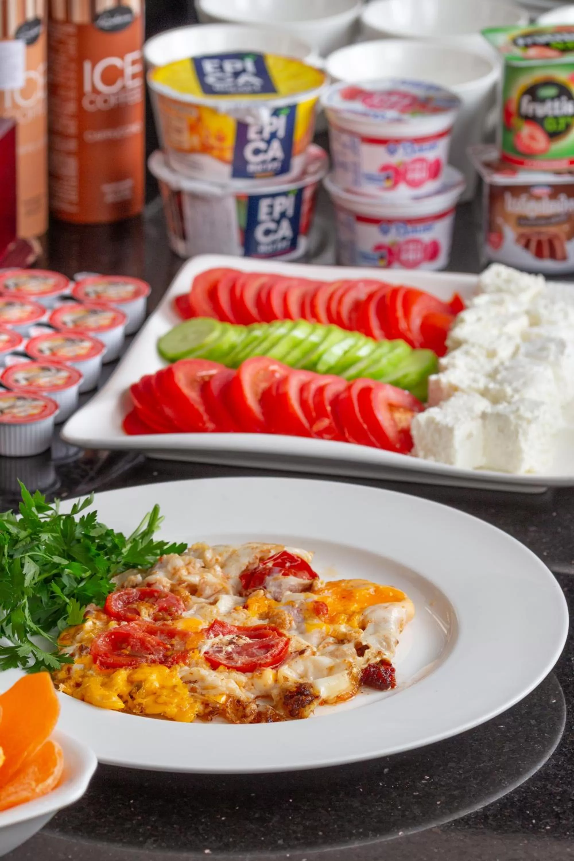 Restaurant/places to eat in Margo Palace Hotel