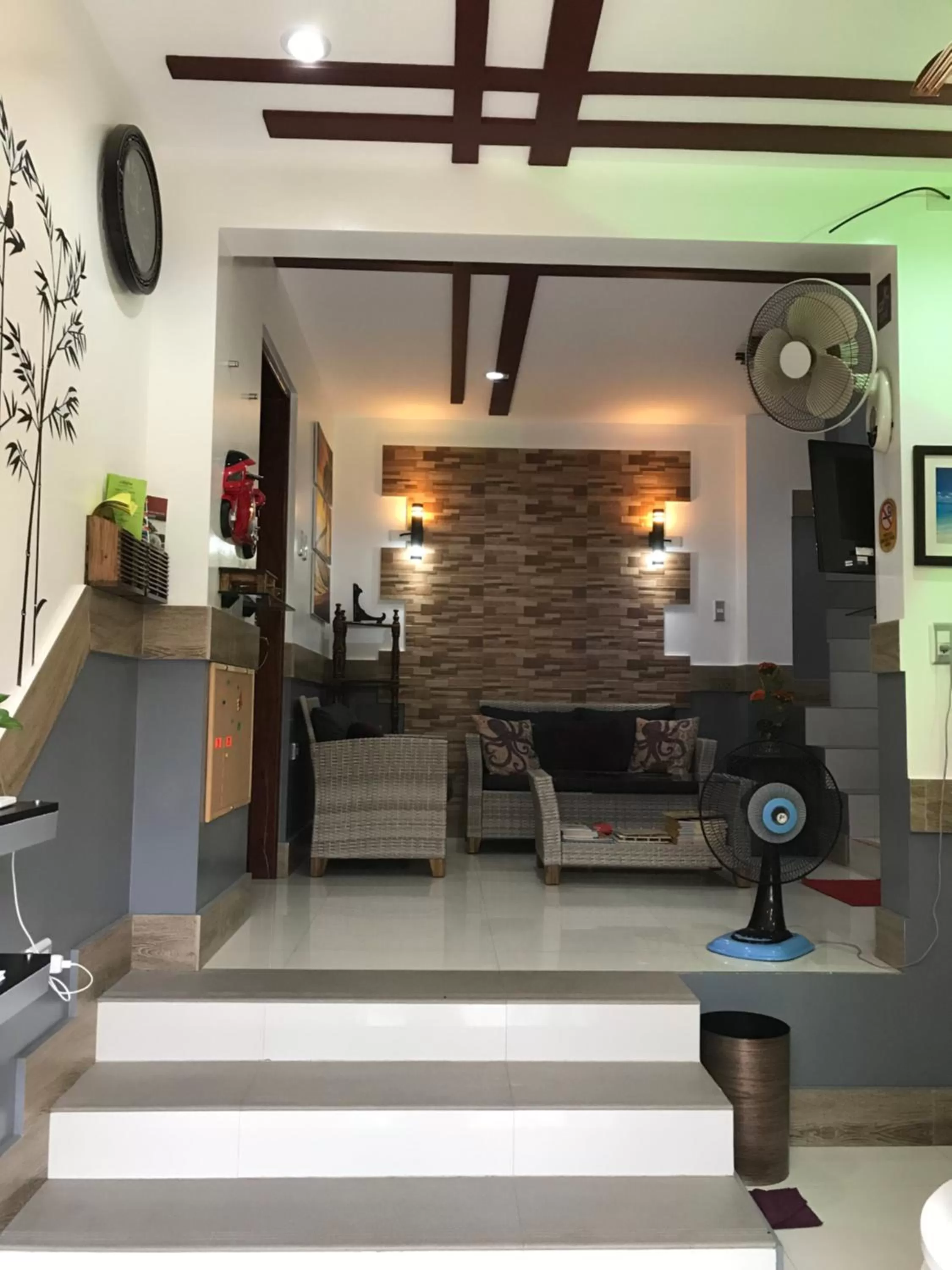 SunValley Tourist Inn