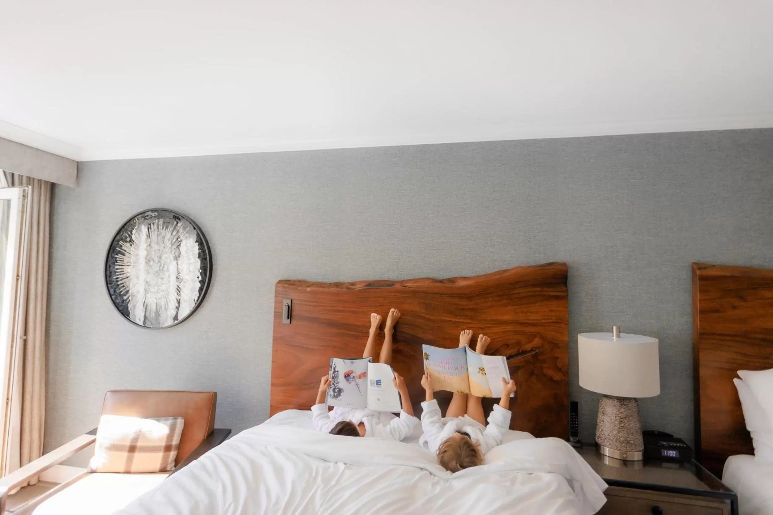 Bedroom, Bed in Fairmont Chateau Whistler