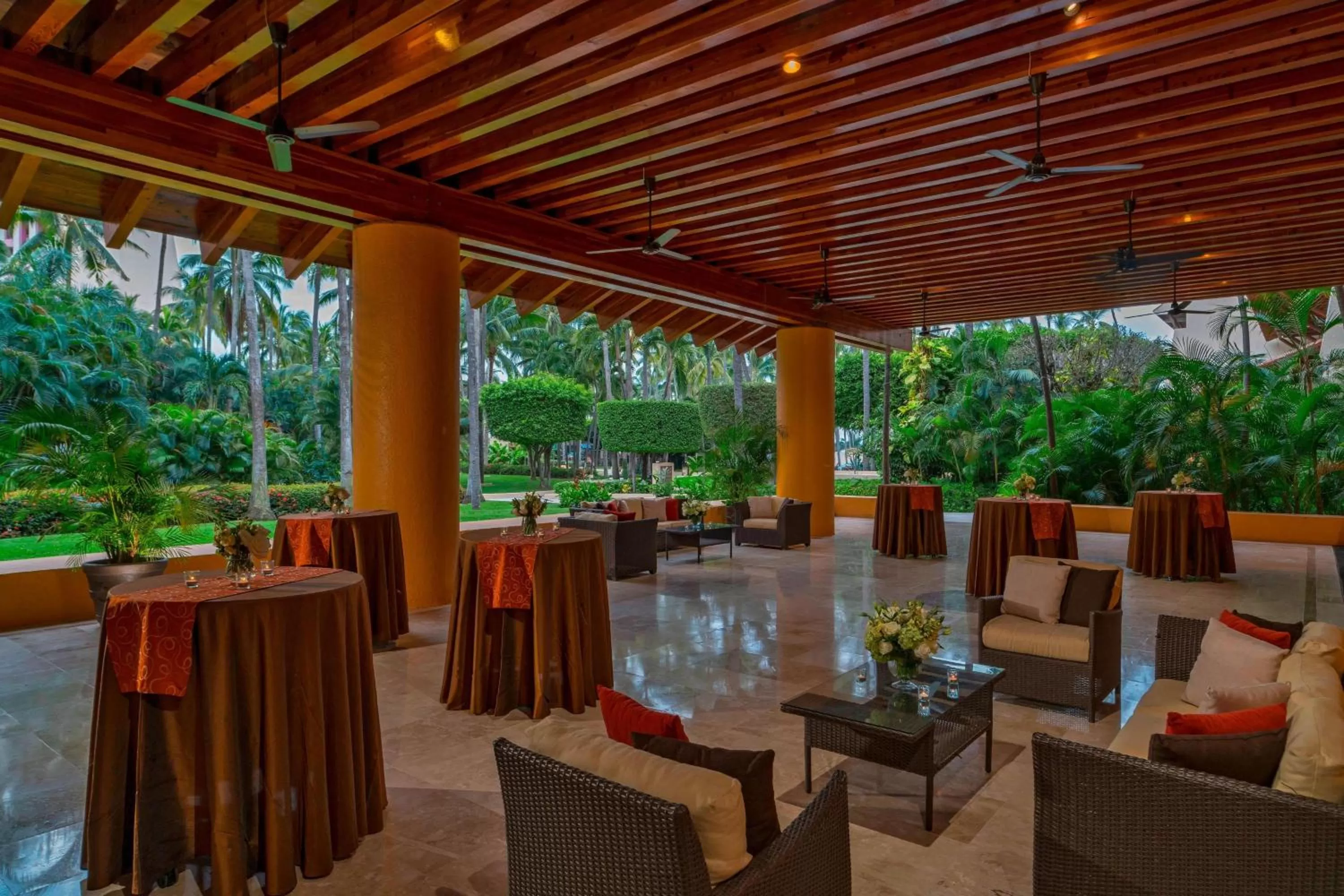 Meeting/conference room in The Westin Resort & Spa, Puerto Vallarta