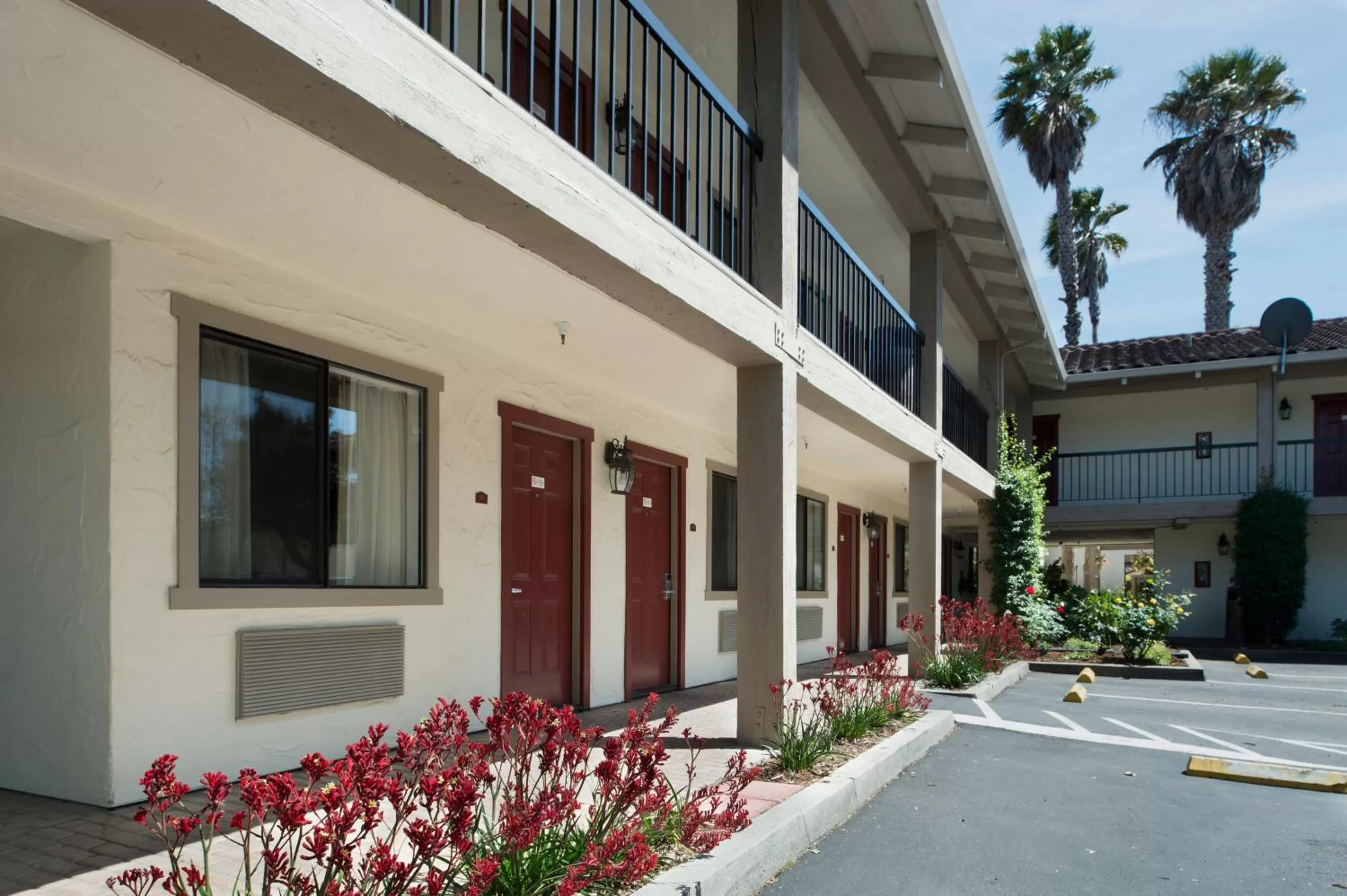 Facade/entrance in Mission Inn