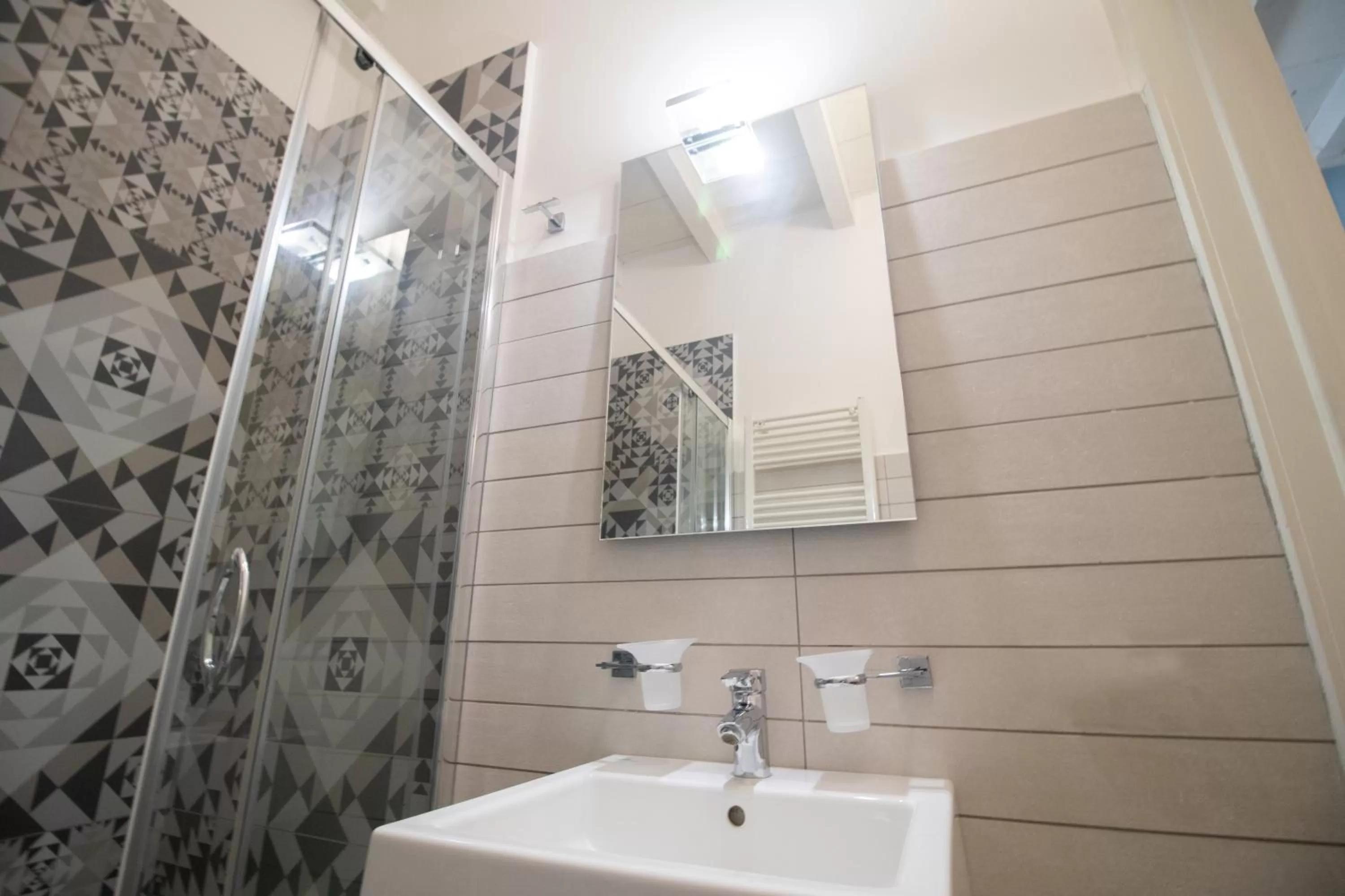 Shower in Casa Balmes