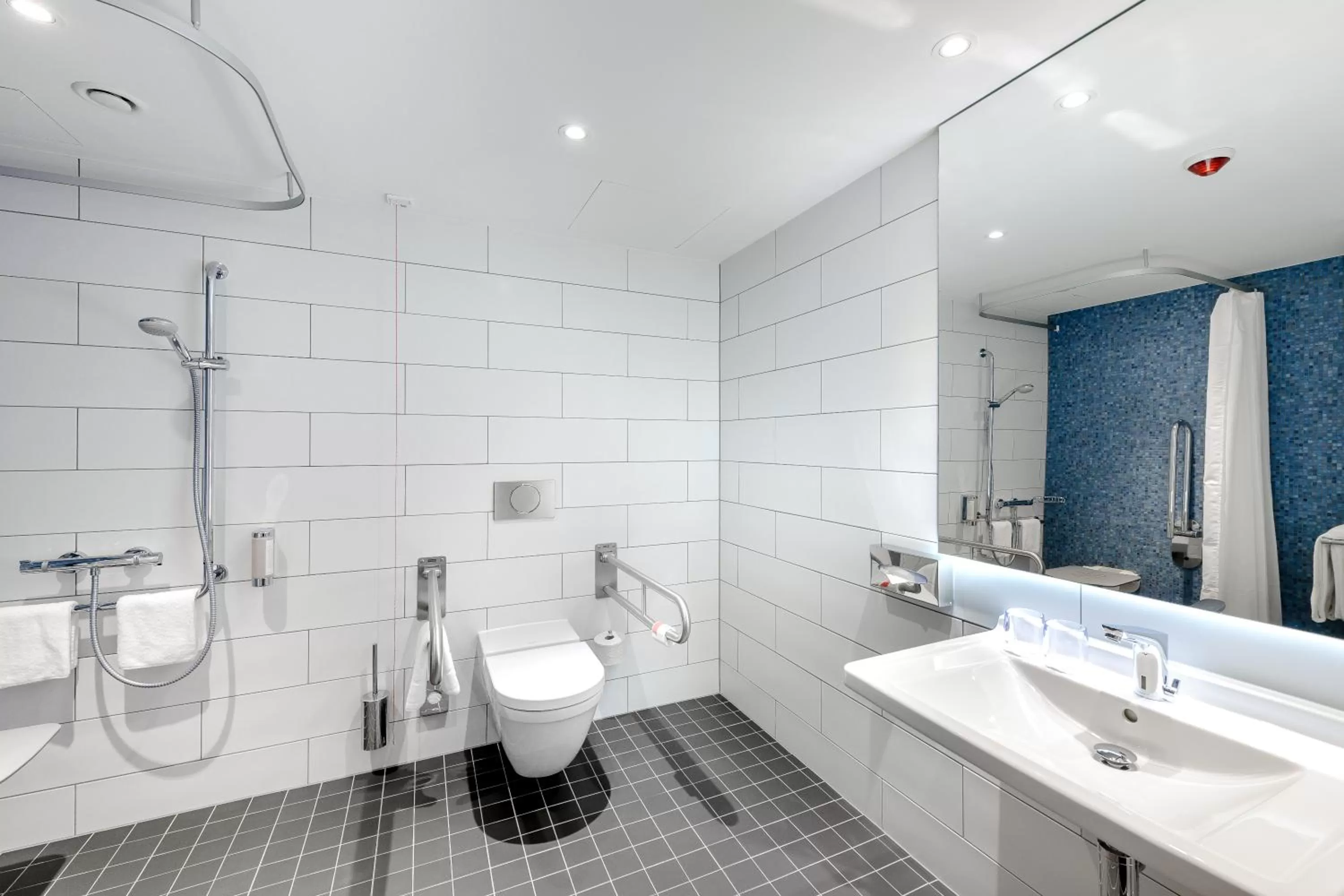 Bathroom in Holiday Inn Express - Berlin - Alexanderplatz by IHG