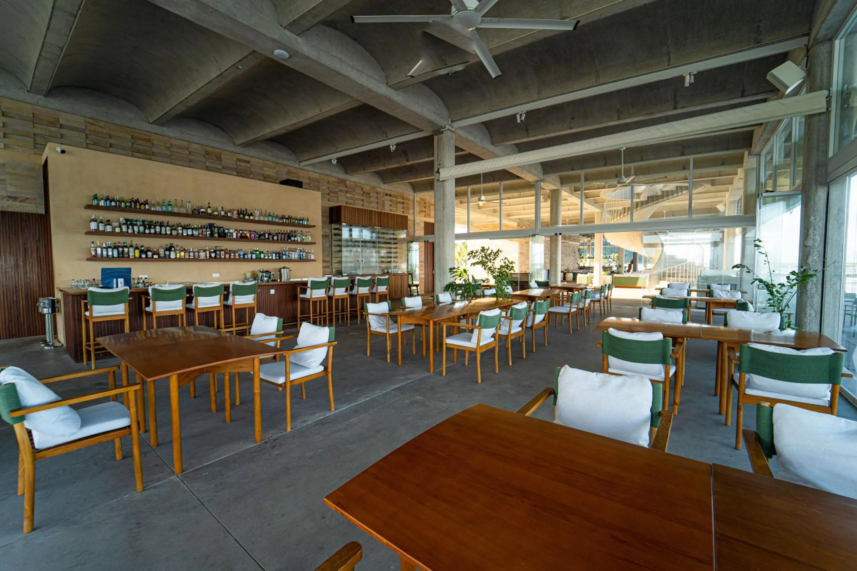 Restaurant/places to eat in Knai Bang Chatt Resort