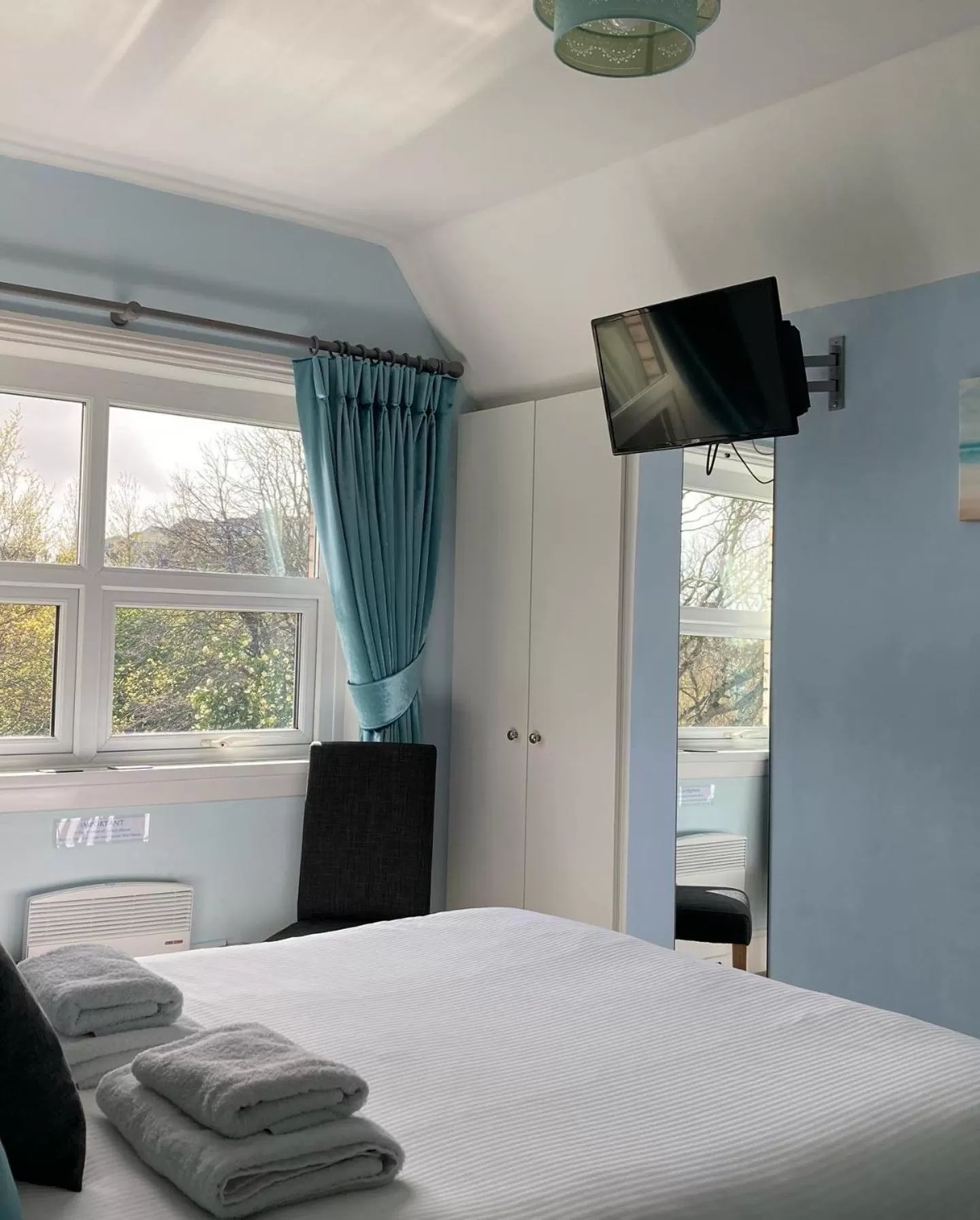 Bed in The Wentworth Guest House