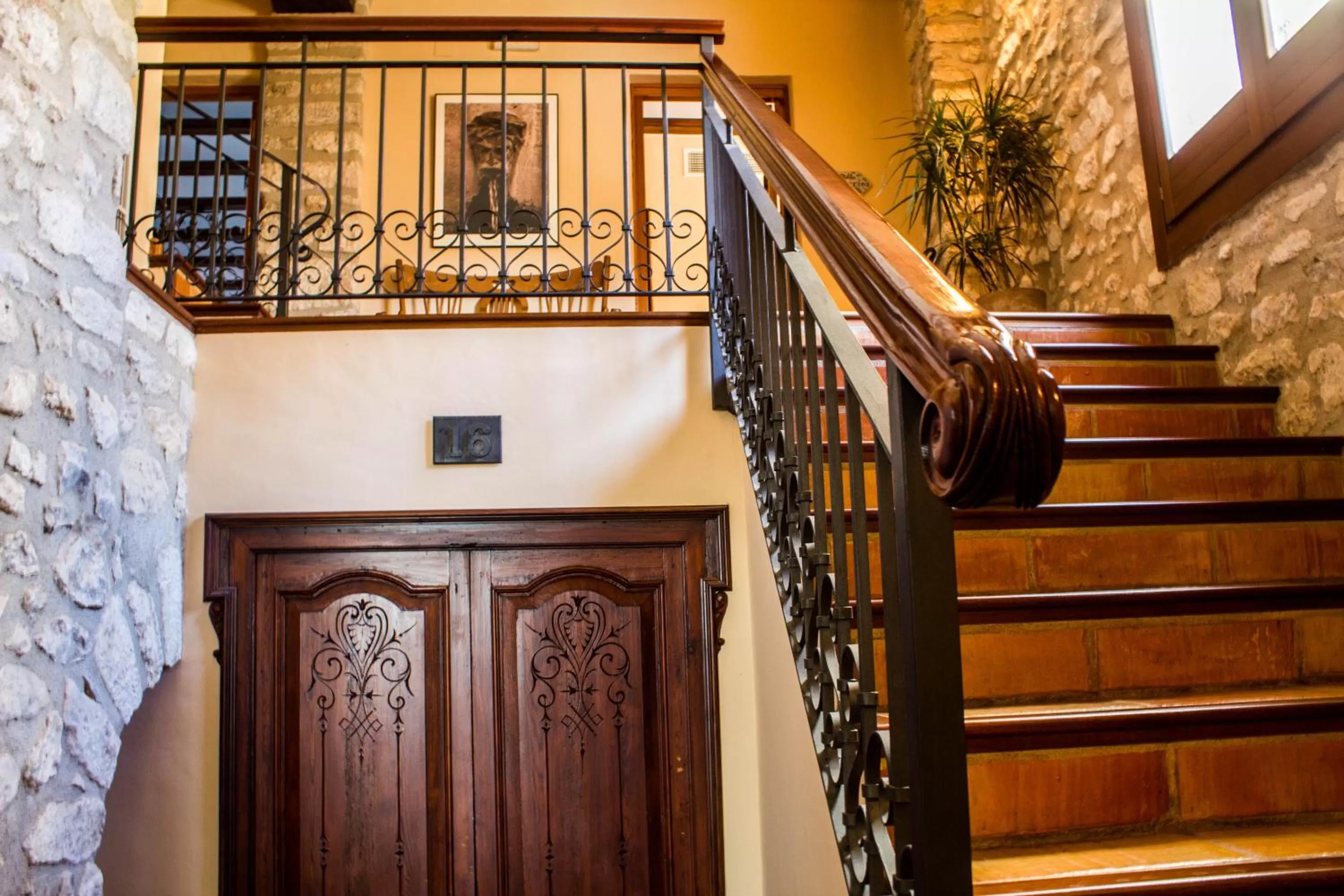 Decorative detail in La Font D'Alcala