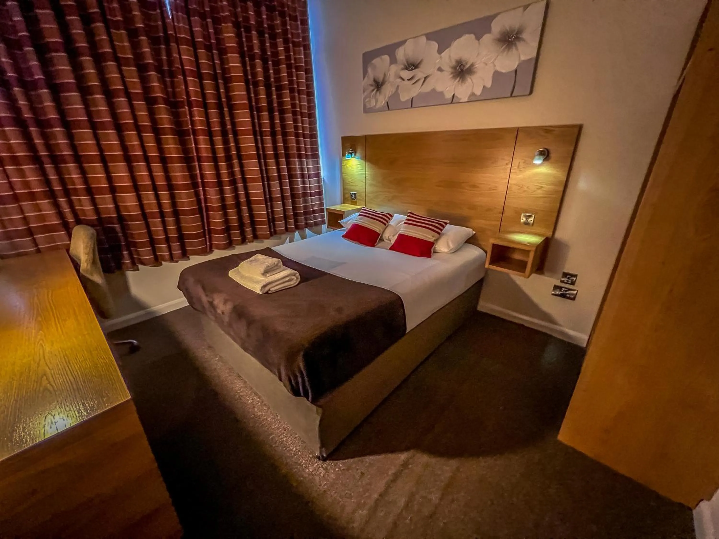 Bedroom in County Hall Apartment Hotel