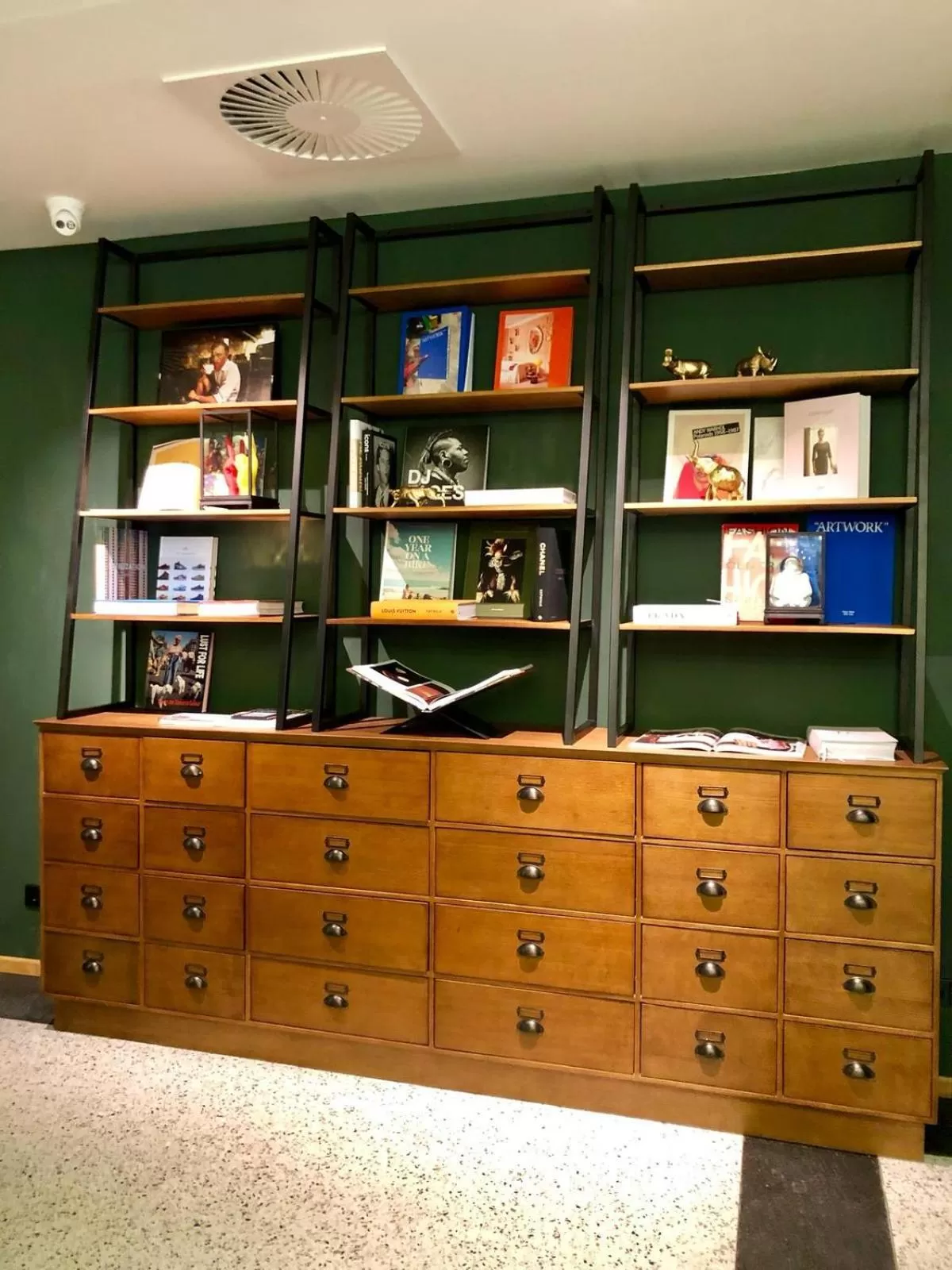 Decorative detail in The Collector