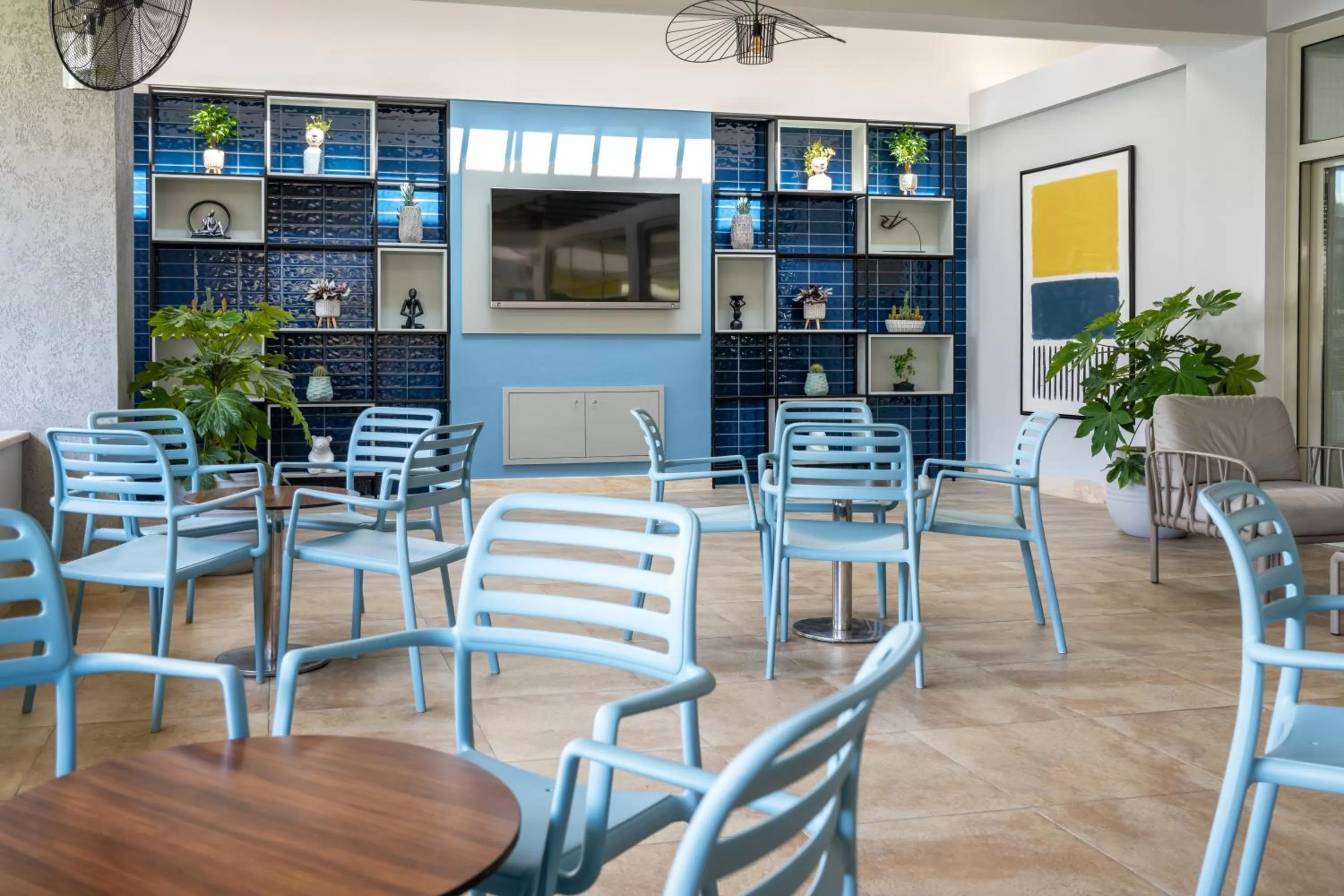 Seating area in Barut B Suites