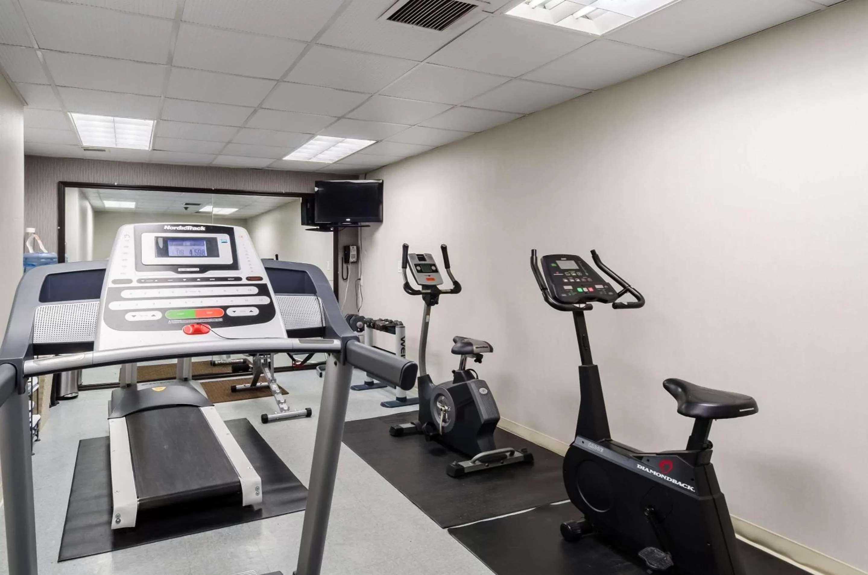 Fitness centre/facilities in Quality Inn West Springfield
