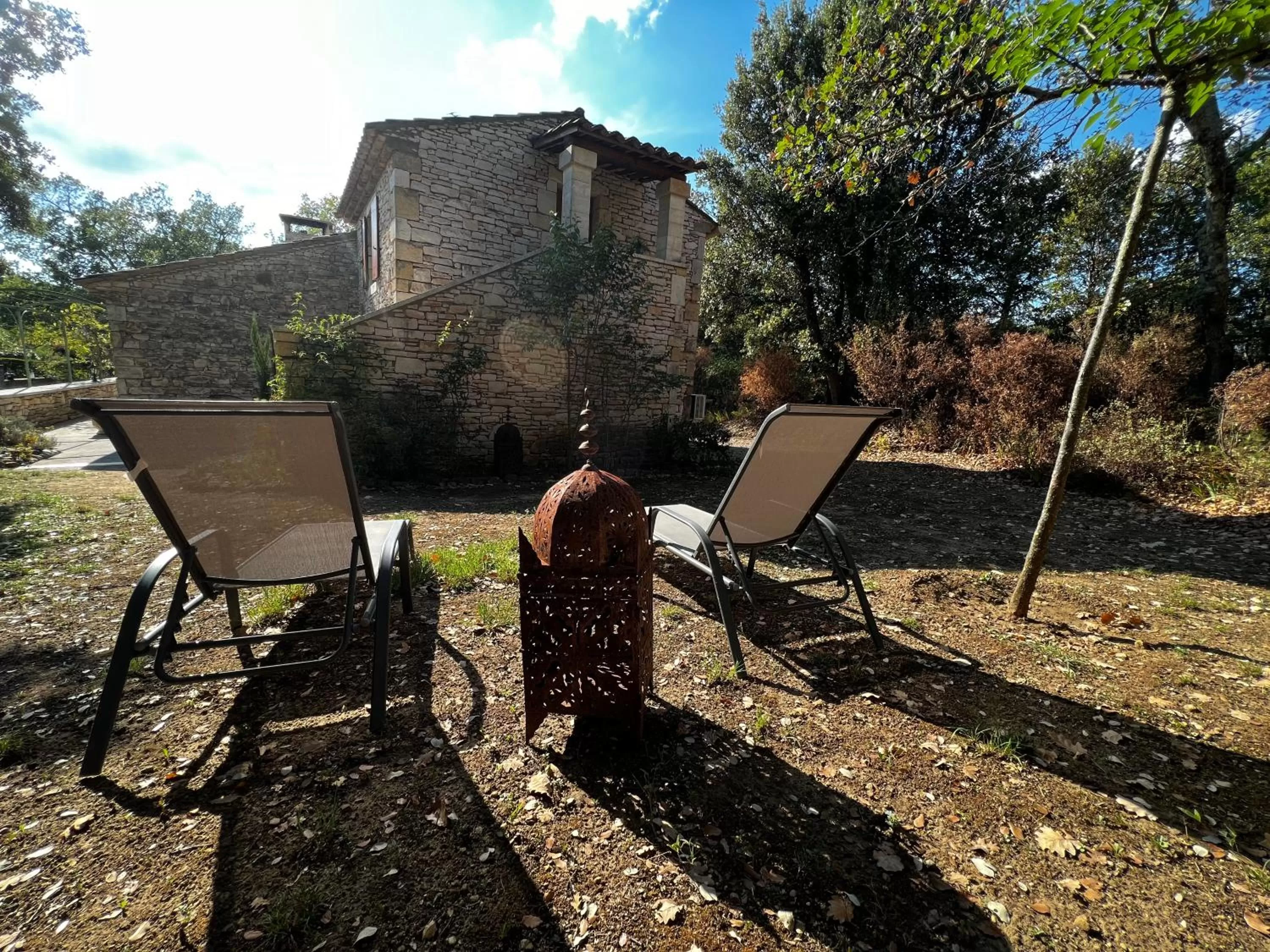 Garden in Le clos des songes.