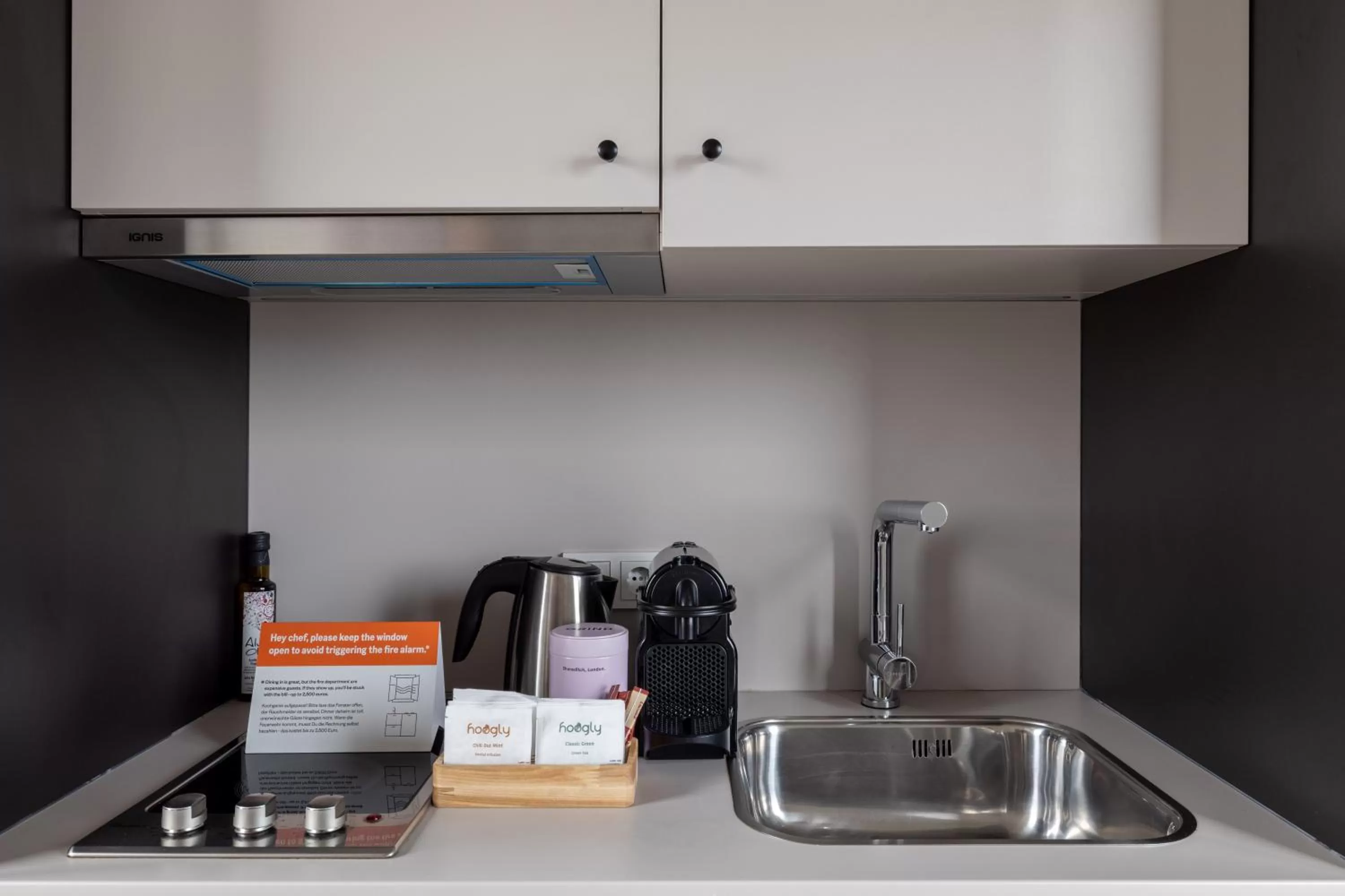 Coffee/tea facilities in Numa Munich Stark