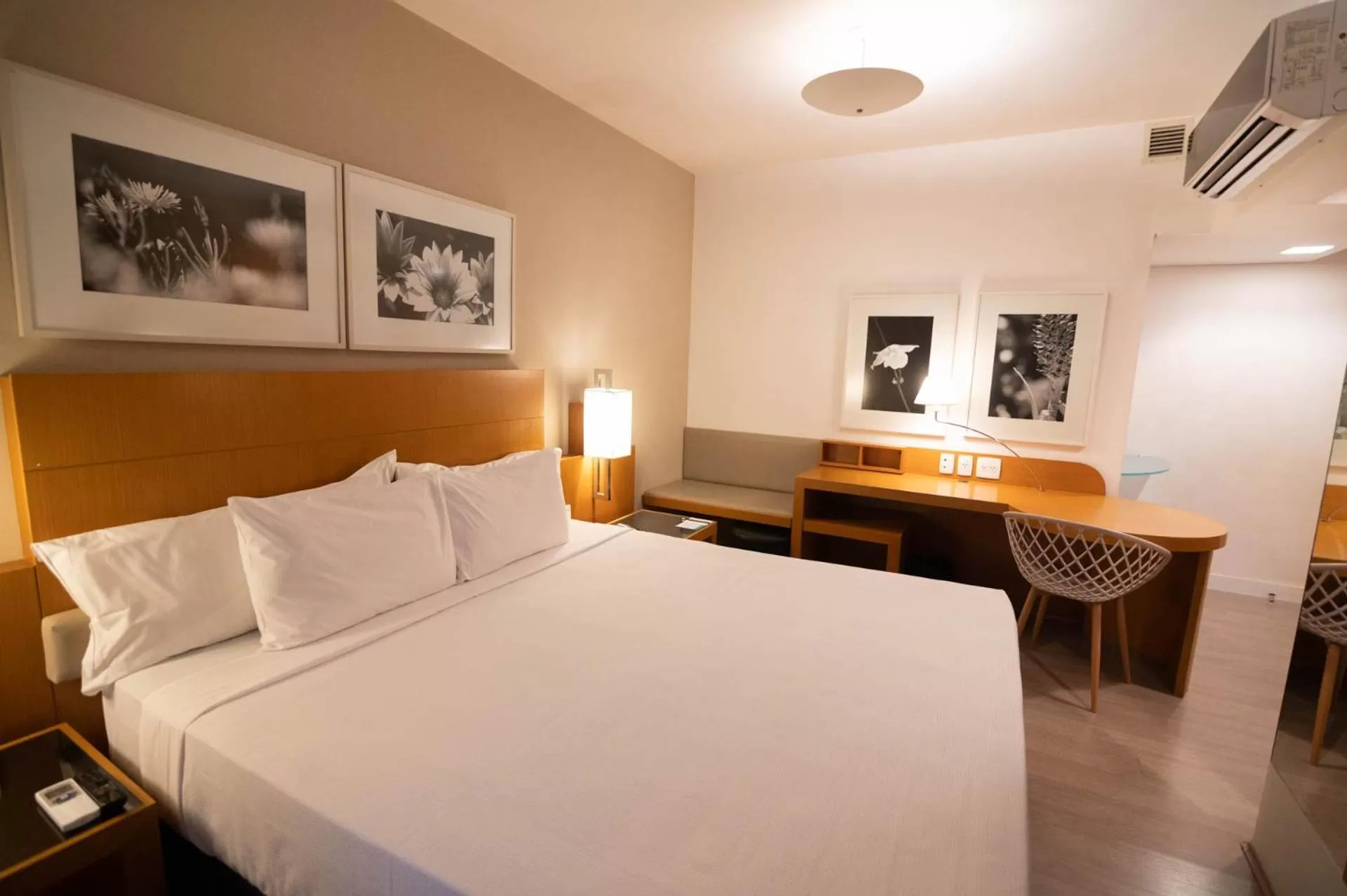 Bed in H2 Platinum Lourdes