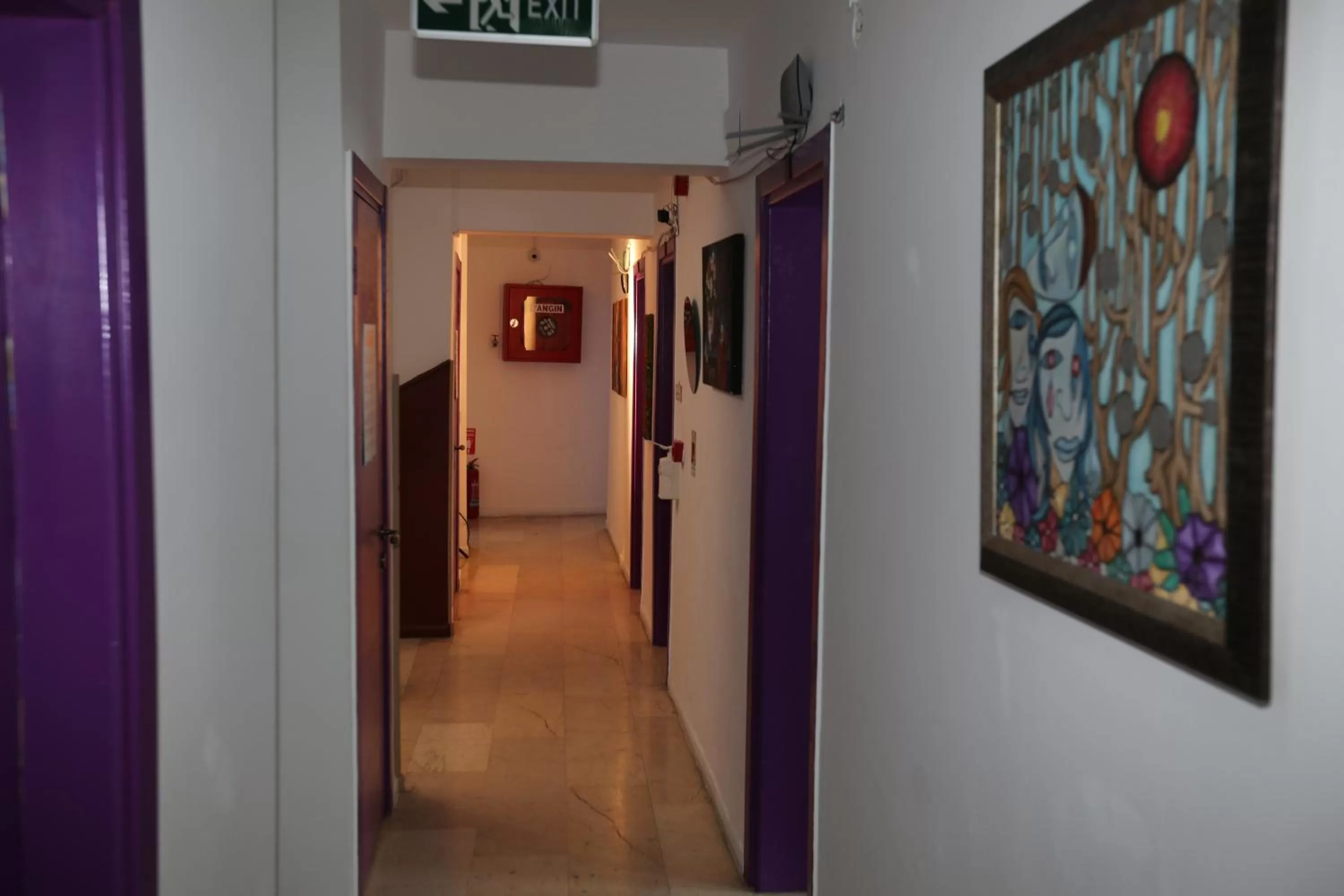 Decorative detail in Lavender Otel